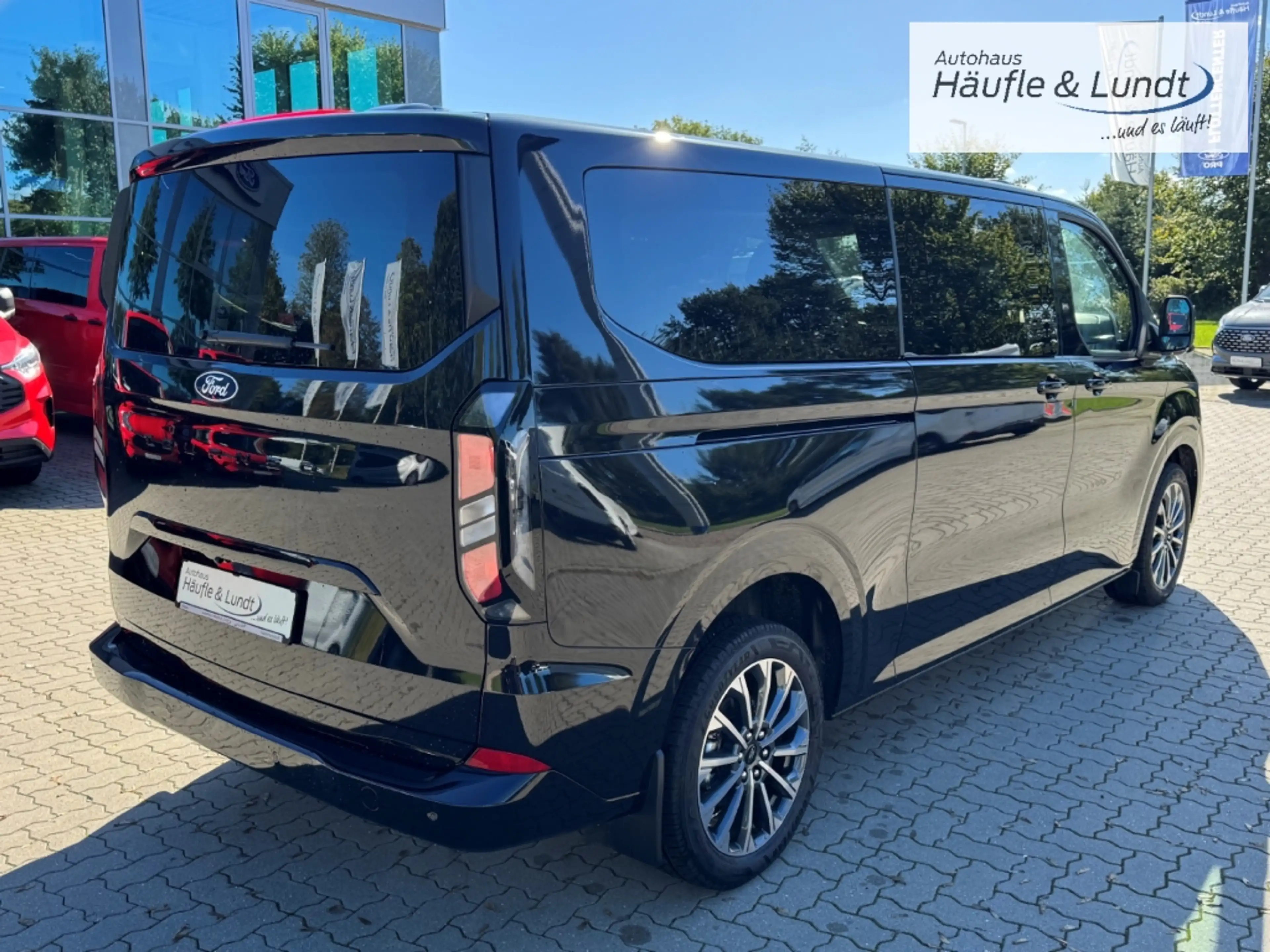 Ford Tourneo Custom L2 Titanium 170 PS Automatik-Standheizung-GJR- — photo 3