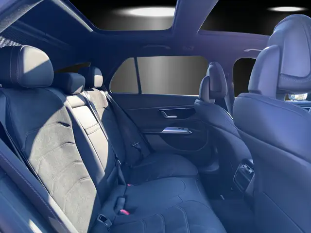 Mercedes-Benz 220 view 13