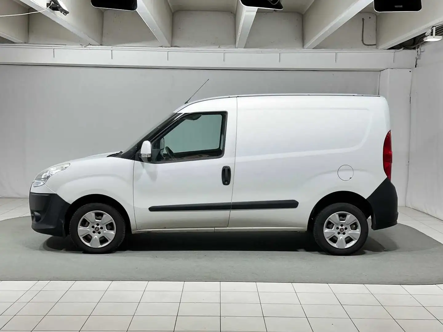 Fiat Doblò 1.6 MJT 105CV PC-TN Cargo Lamierato SX E5+ Alb - 2