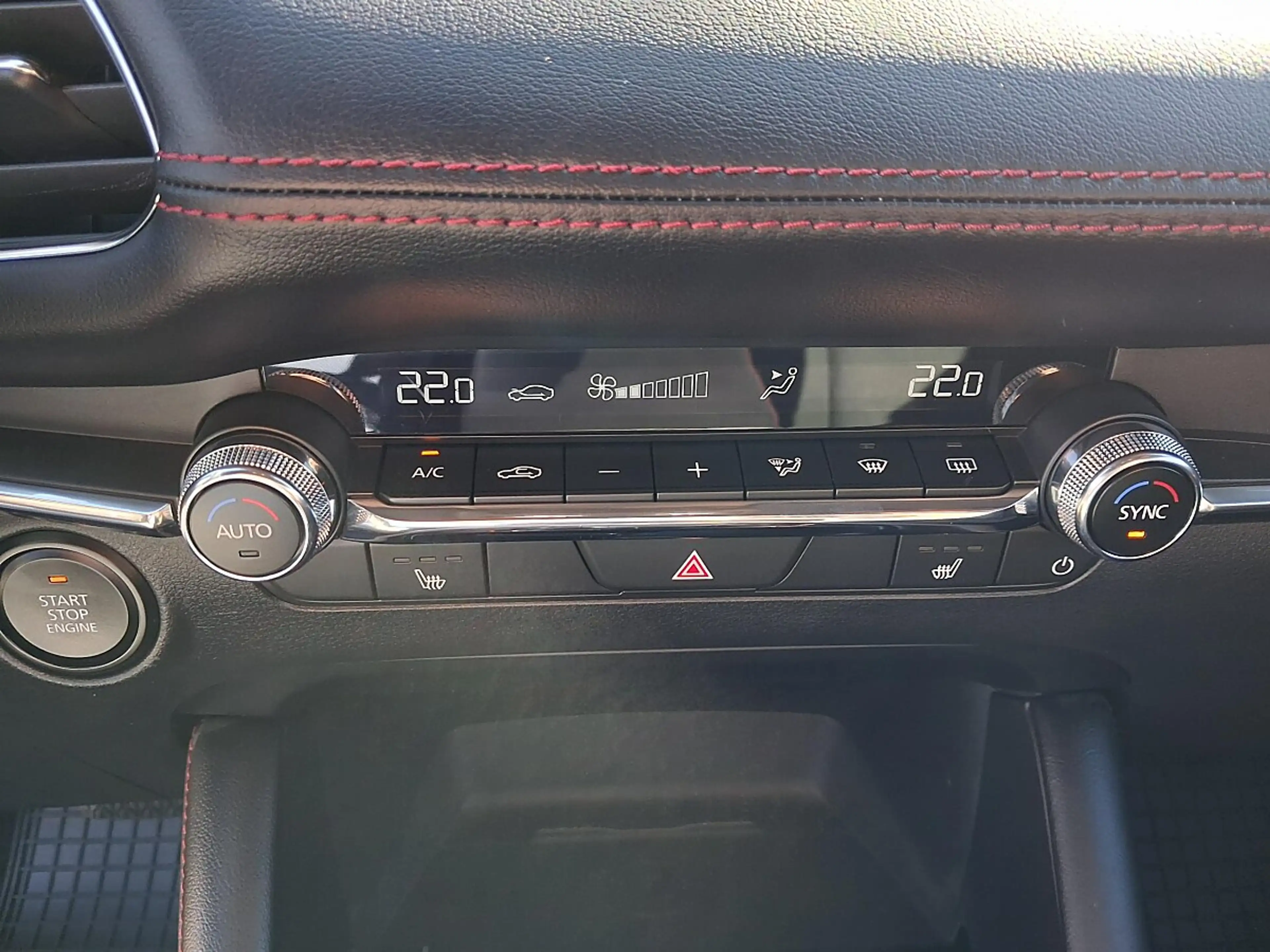 Mazda 3 Mazda3 e-Skyactiv-G140 Homura Aut. — photo 9