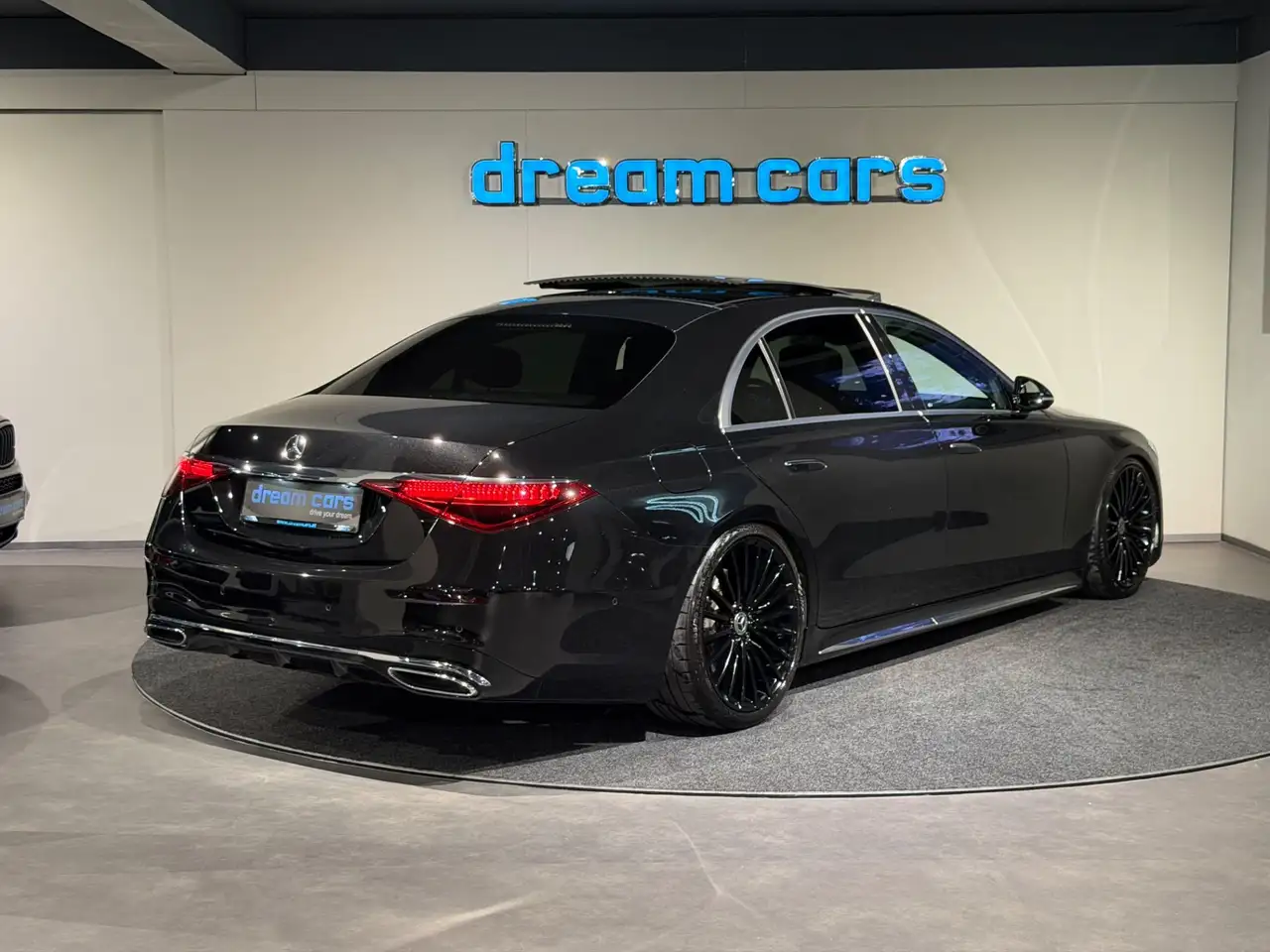 Mercedes-Benz S 350 d AMG Line lang 4Matic / AMG LINE / Pano / 21“ Bild 18