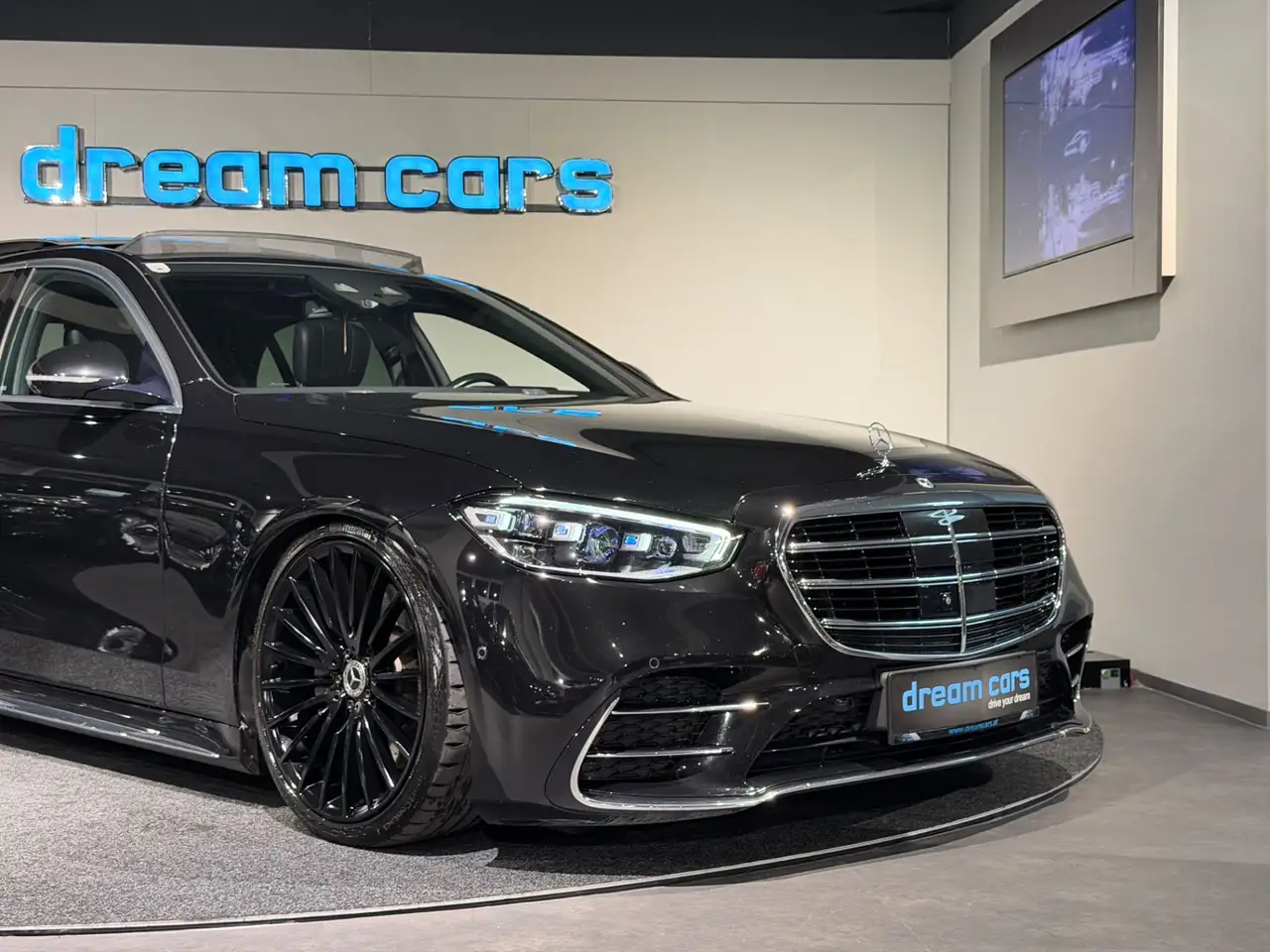 Mercedes-Benz S 350 d AMG Line lang 4Matic / AMG LINE / Pano / 21“ Bild 12