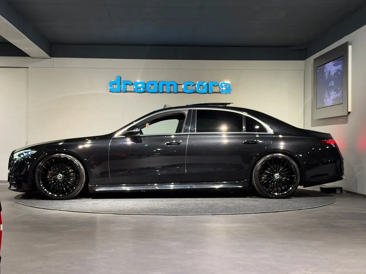 Mercedes-Benz S 350 d AMG Line lang 4Matic / AMG LINE / Pano / 21“ Bild 6