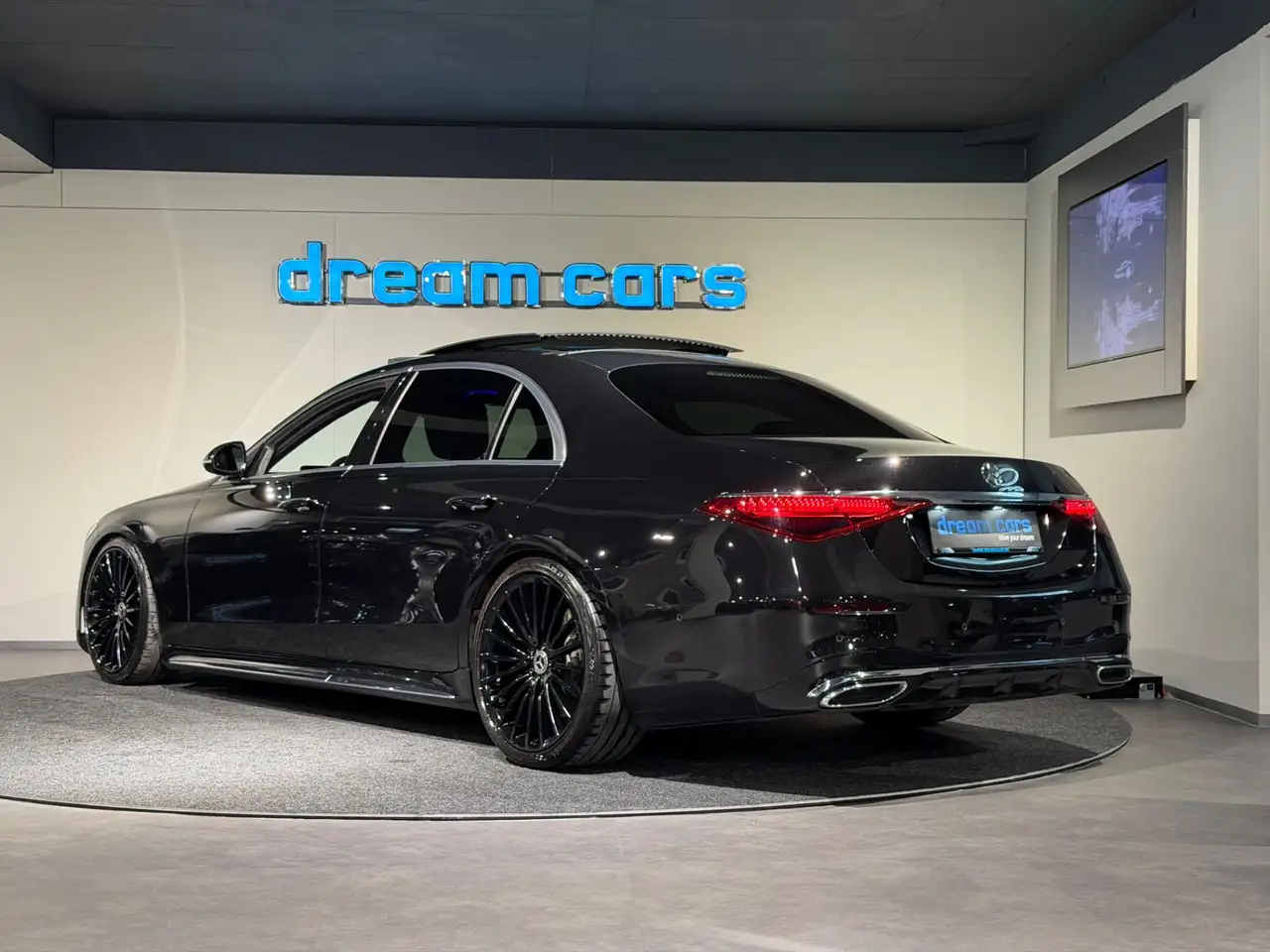 Mercedes-Benz S 350 d AMG Line lang 4Matic / AMG LINE / Pano / 21“ Bild 3