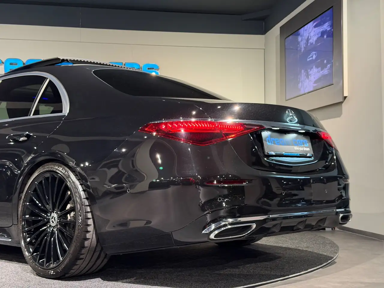 Mercedes-Benz S 350 d AMG Line lang 4Matic / AMG LINE / Pano / 21“ Bild 9