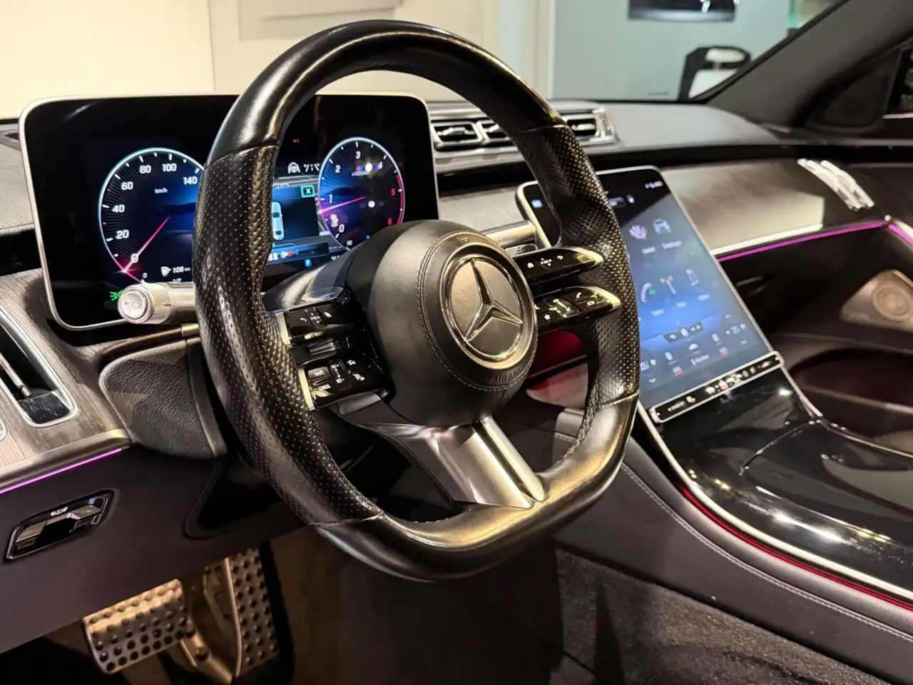 Mercedes-Benz S 350 d AMG Line lang 4Matic / AMG LINE / Pano / 21“ Bild 24