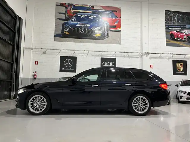BMW 530 530iA Touring