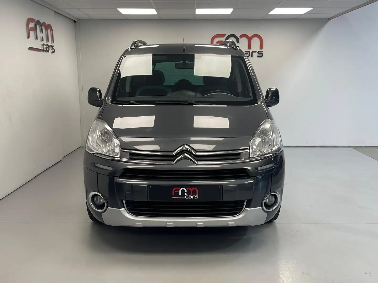 Citroen Berlingo 1.6i Benzine 1ste eigenaar Trekhaak Airco Garantie Gris - 2