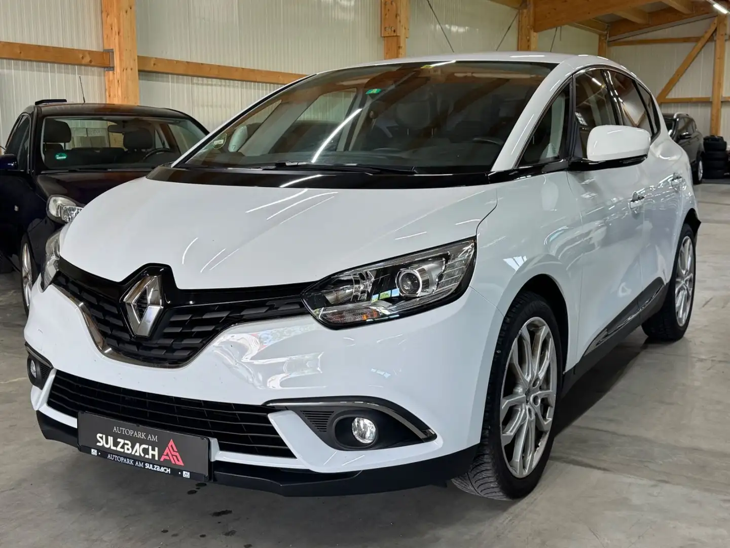 Renault Scenic IV Experience/NAVI/KEYLESS ENTRY&GO/ Weiß - 1