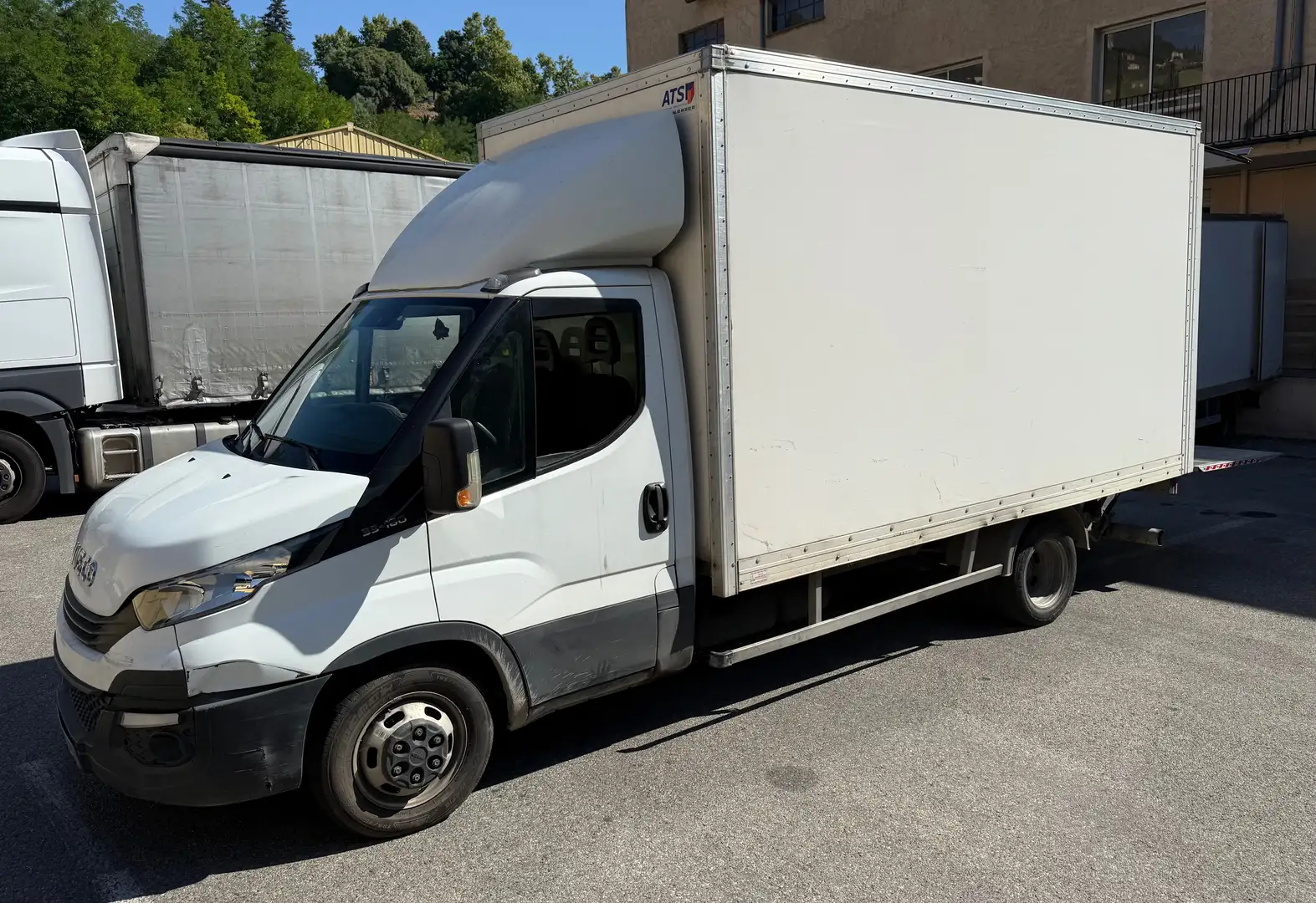 Iveco Daily VI Fourgon Biały - 2