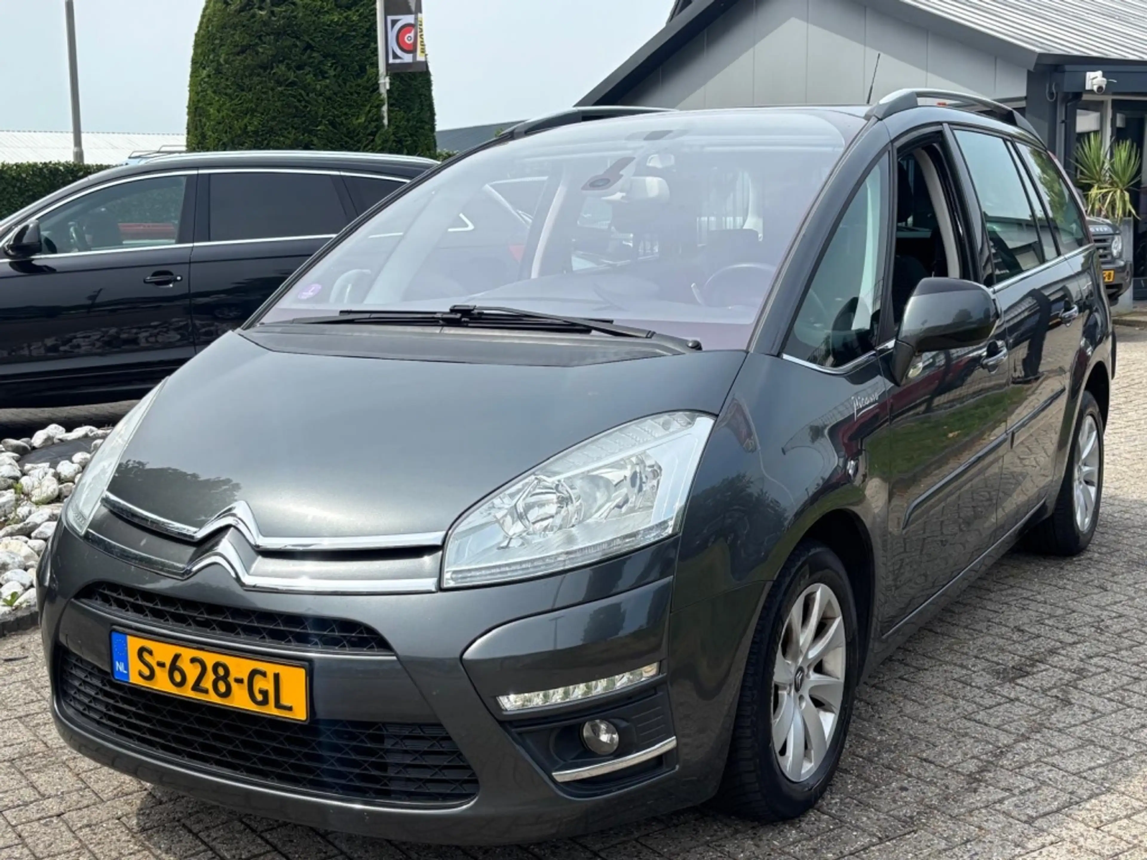 Citroen Grand C4 Picasso 1.6 Benzine 2013 7-Persoons Automaat Trekhaak 158.