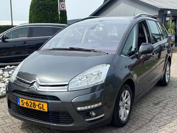 1.6 Benzine 2013 7-Persoons Automaat Trekhaak 158.