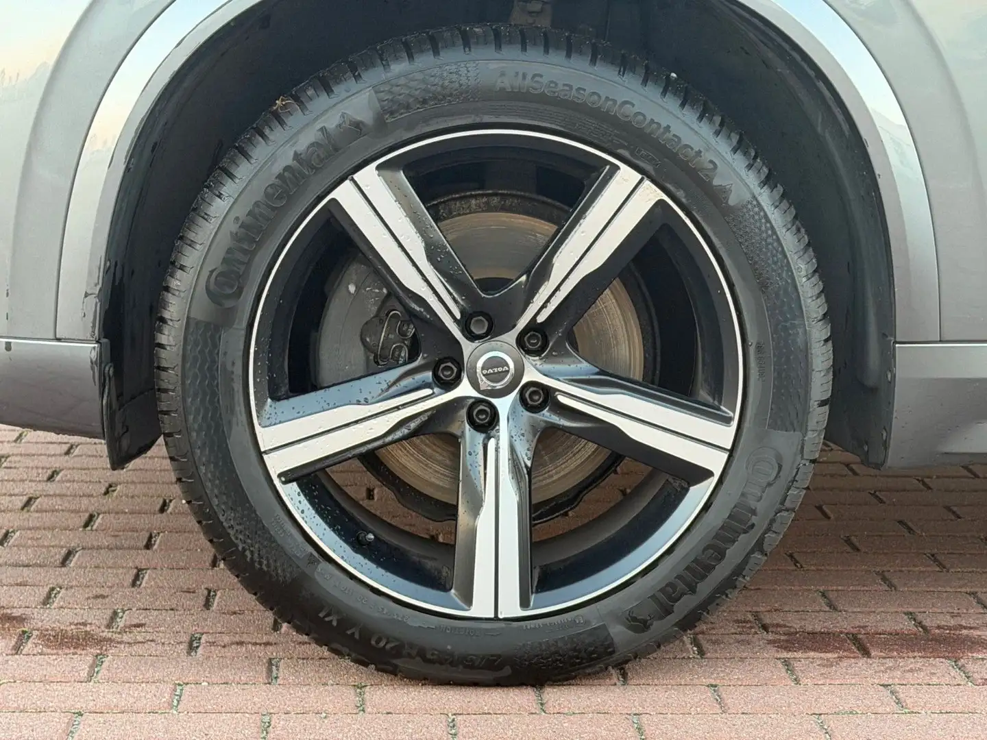 Volvo XC90 R-Design*PANO*LED*CD*NAV*RFK*7Si* Grau - 2