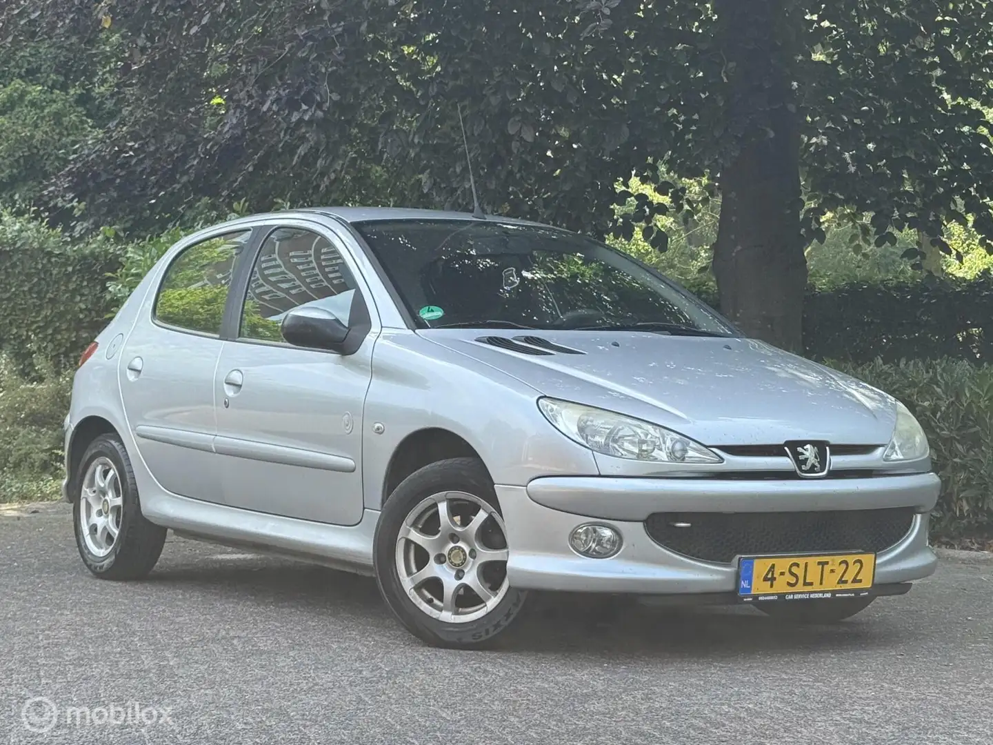 Peugeot 206 1.4 Génération /AC/APK/5DRS/2009 Grau - 2