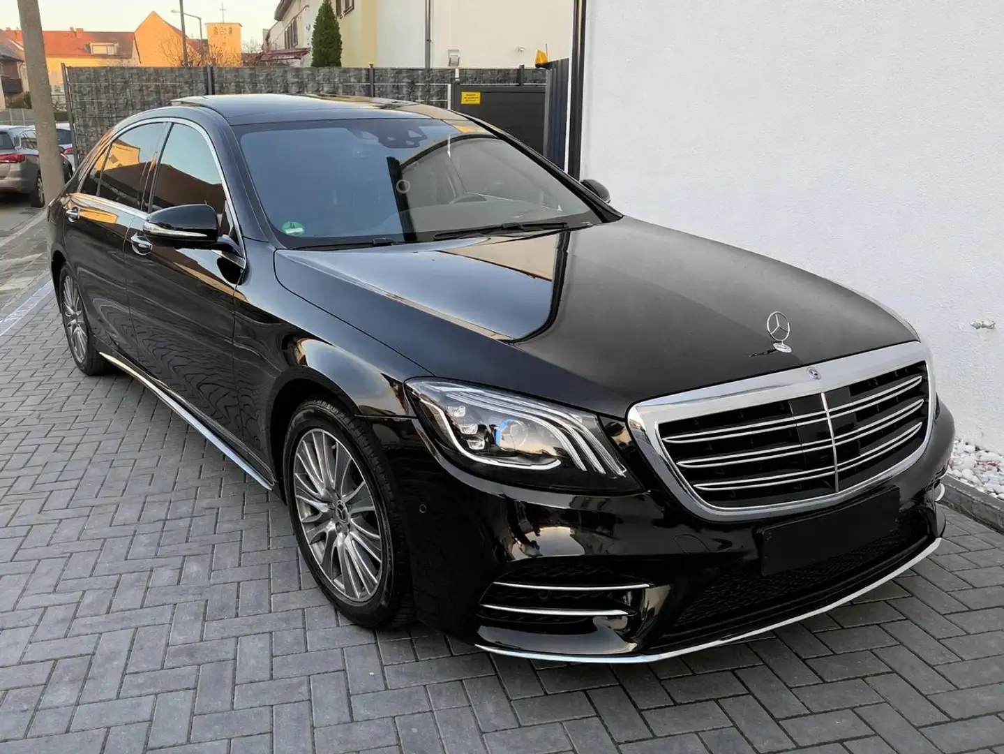 Mercedes-Benz S 400 S-Klasse-d-Lang- AMG 4Matic 9G-TRONIC Schwarz - 1