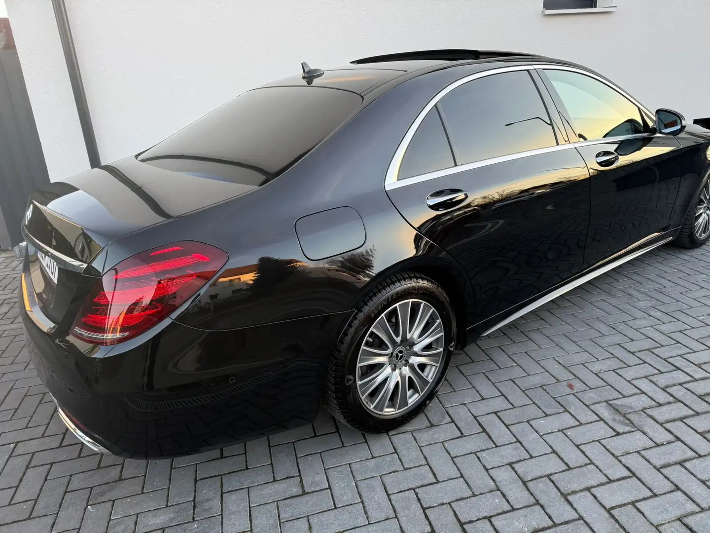 Mercedes-Benz S 400 S-Klasse-d-Lang- AMG 4Matic 9G-TRONIC Schwarz - 2