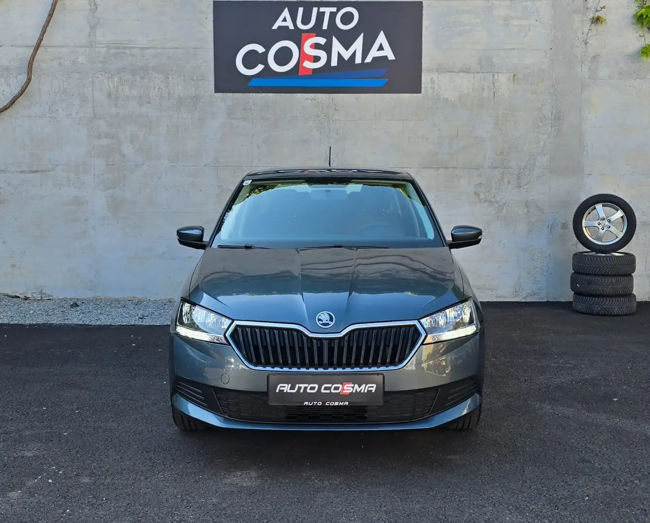 Skoda Fabia Active Grau - 2