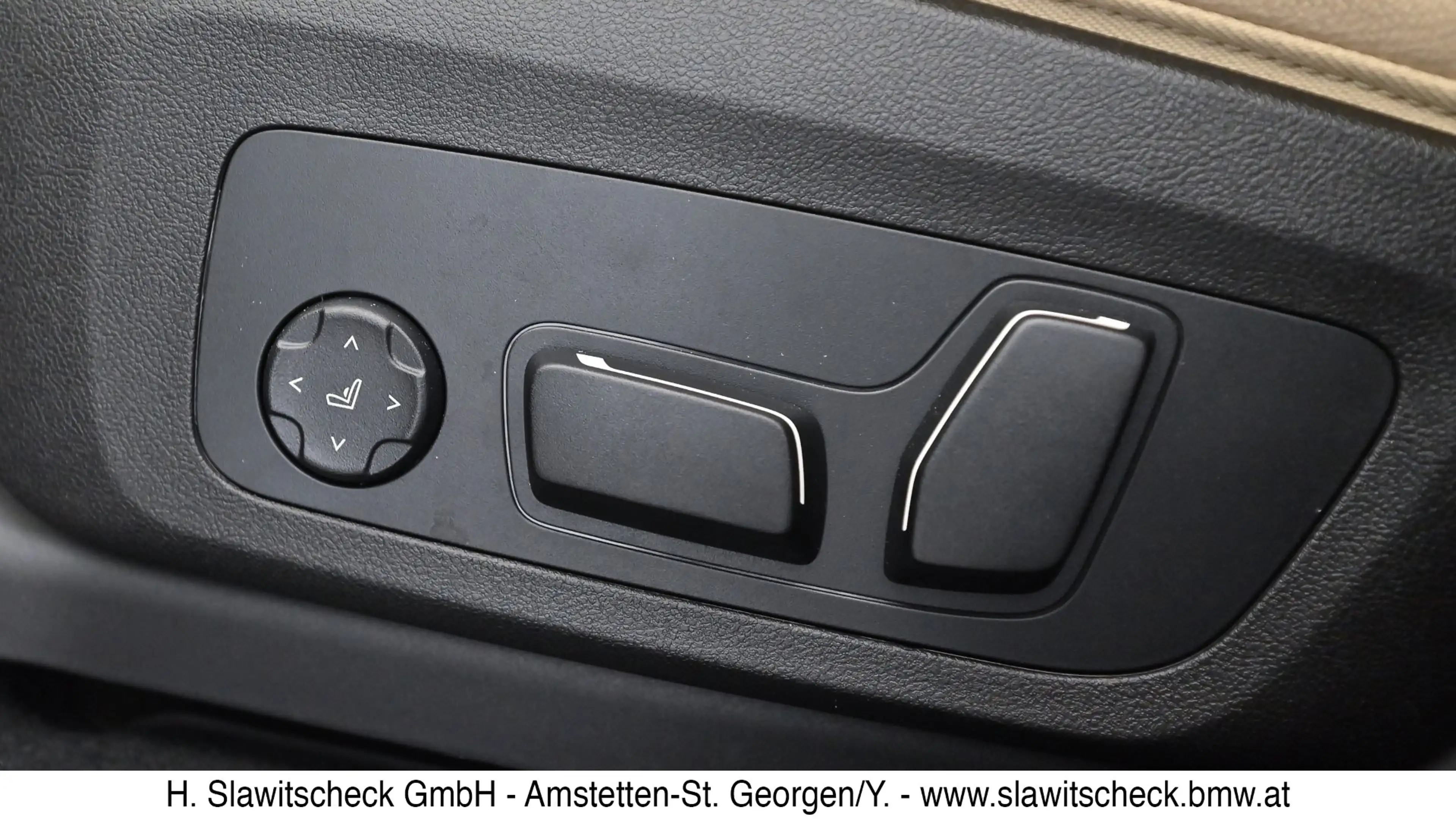 BMW X4 xDrive20d G02 — photo 11