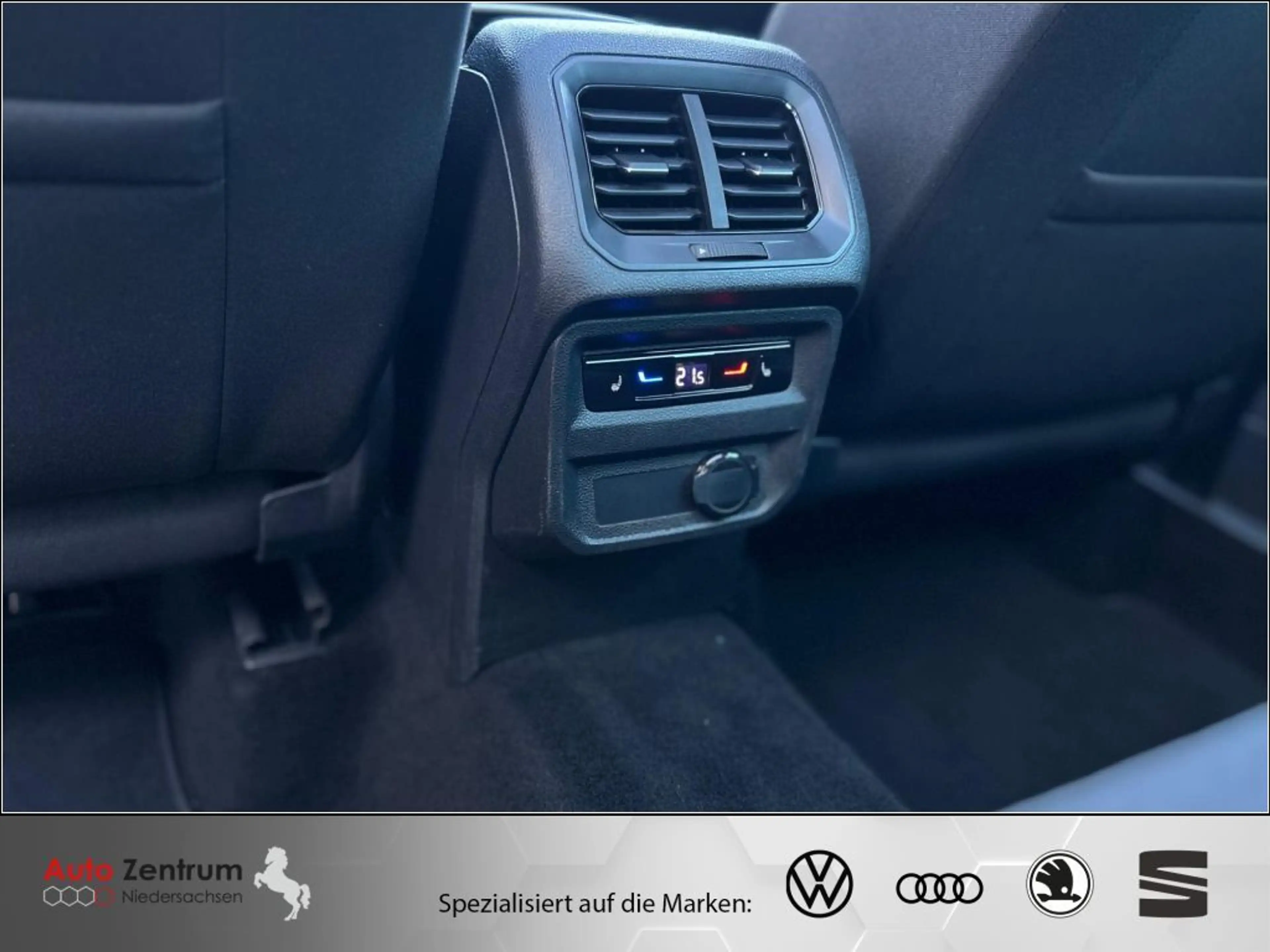Volkswagen Tiguan 2.0 TDI Elegance CarPlay Pano*CAM Ganzjahresreifen — photo 14