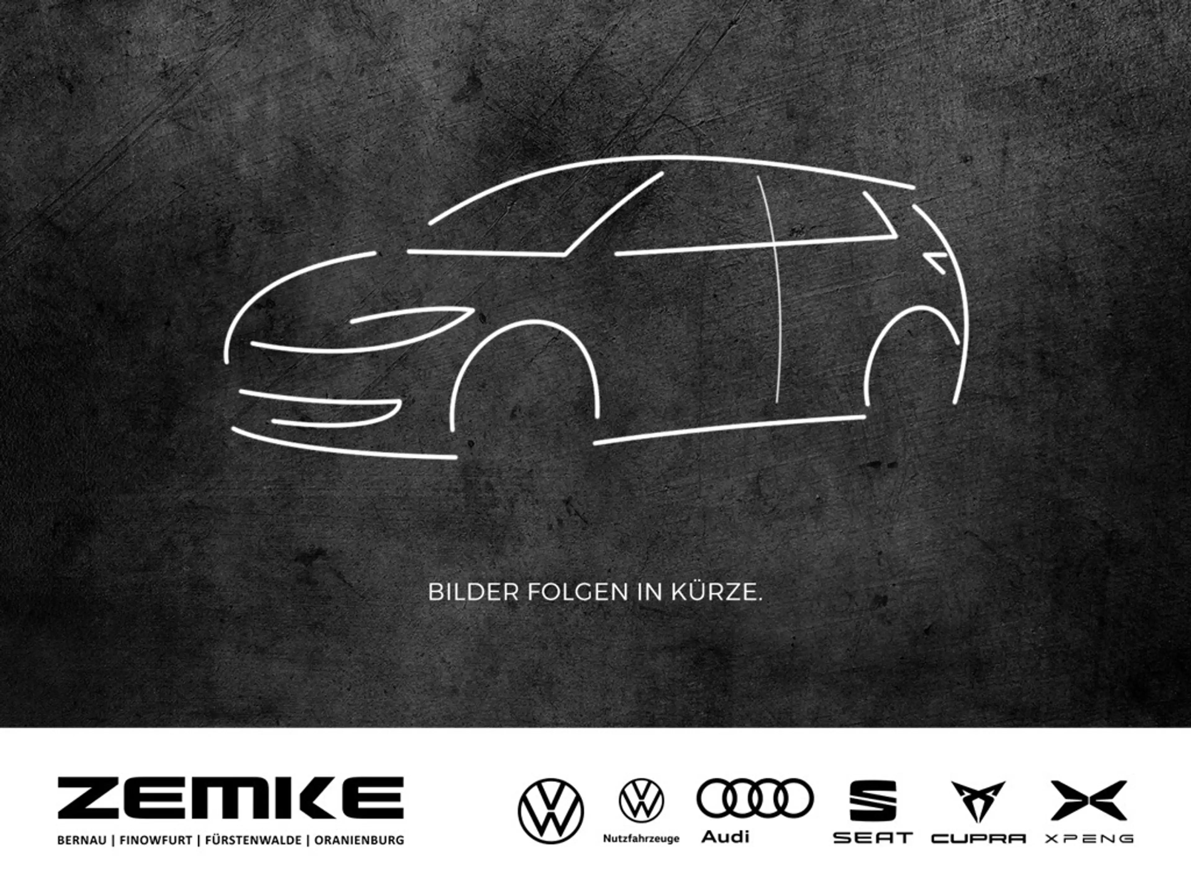 Volkswagen Touran 1.5 TSI DSG Highline Navi Massagesitze LED Kurvenl