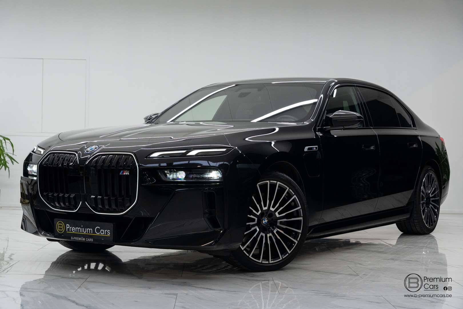 BMW Série 7 Individual 760e XDrive -  - Joinsteer - #1