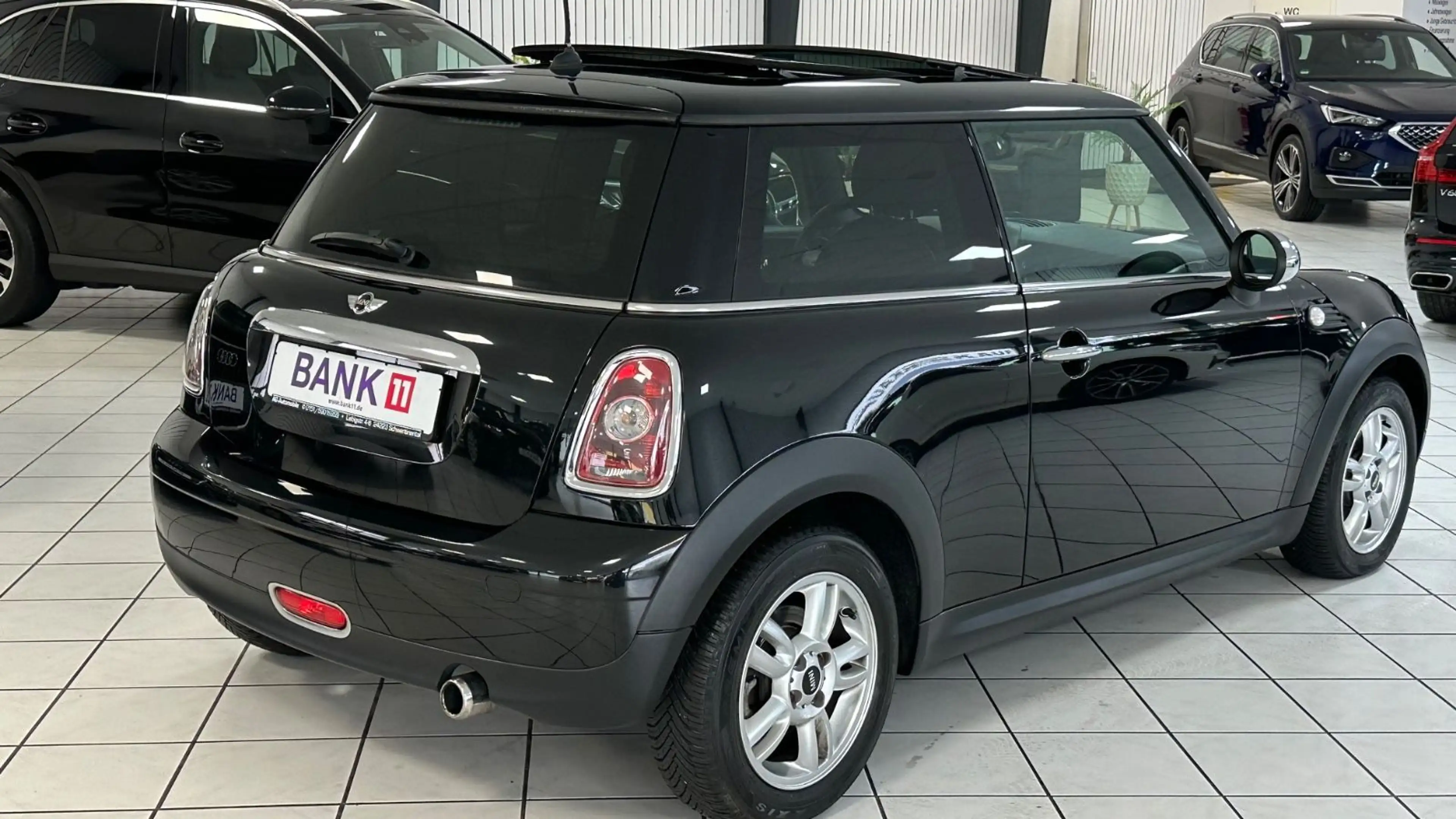 MINI One Mini One TÜV&AU neu&Garantie *Panorama* — photo 9