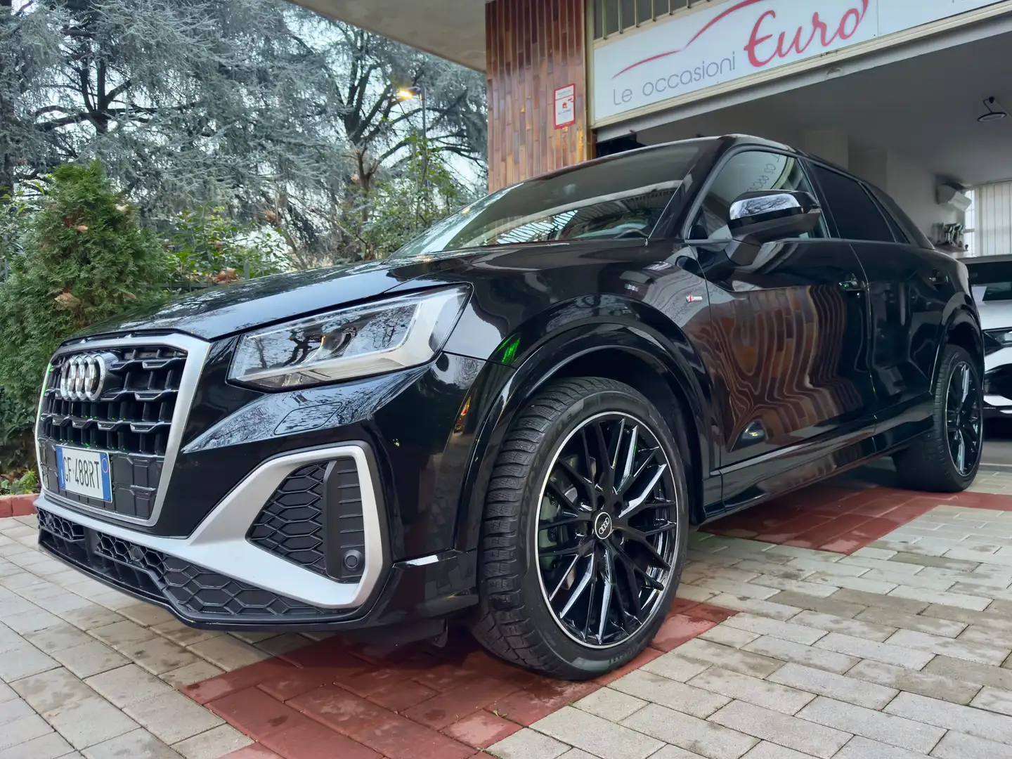 Audi Q2 Q2 35 1.5 TFSI 150 CV, Sline edition, S-tronic Zwart - 1