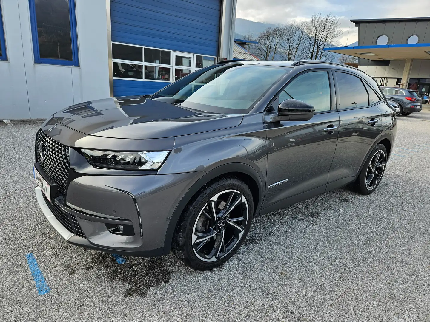 DS Automobiles DS 7 Crossback 300 4x4  e-tense Louvre Szary - 1
