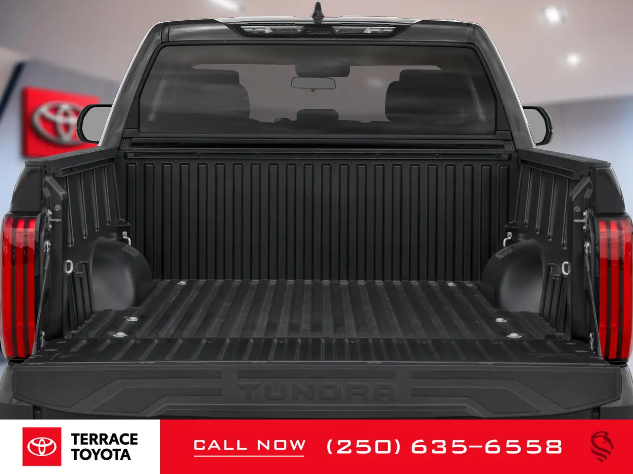Toyota Tundra снимка Toyota Tundra