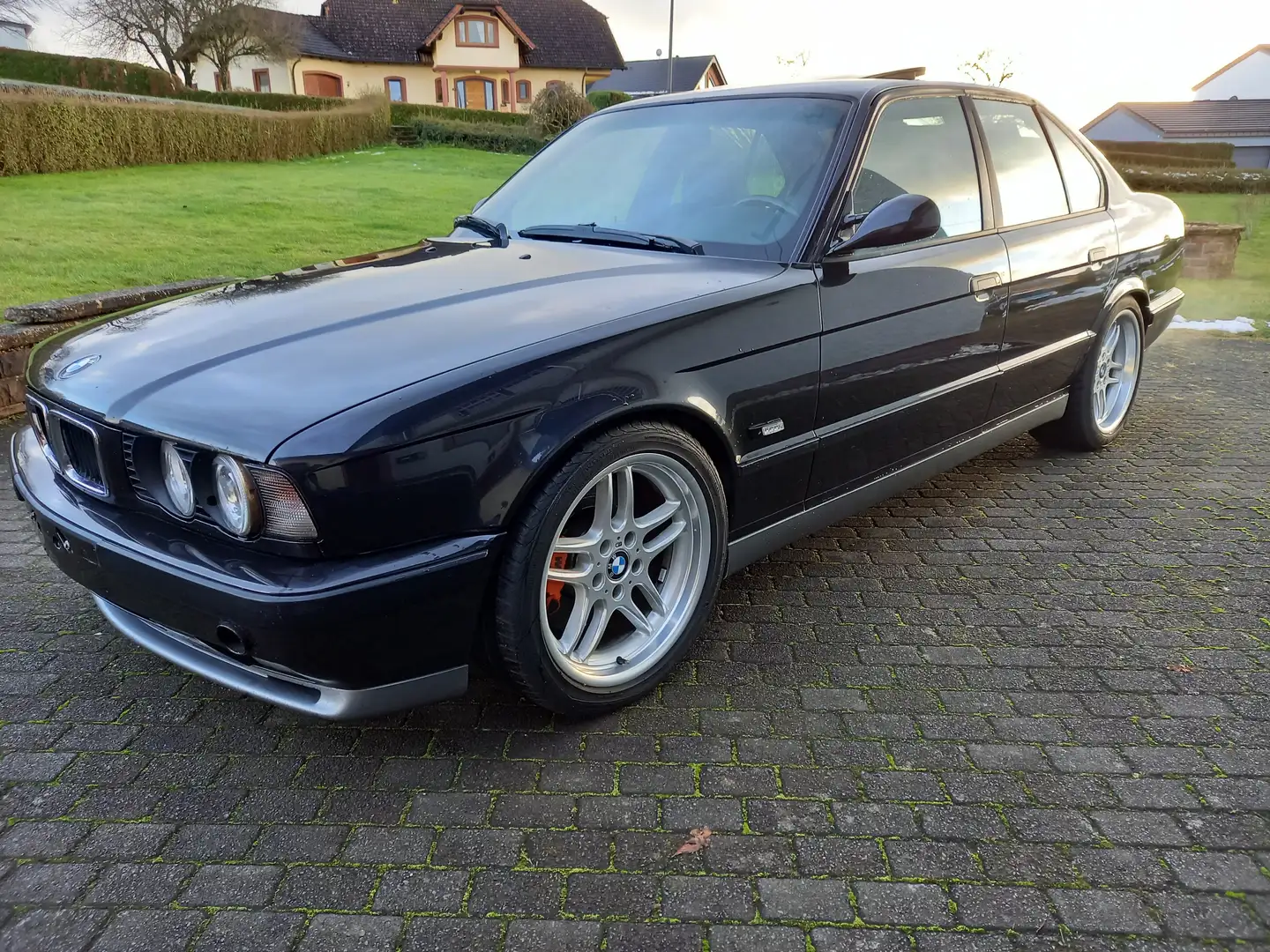 BMW M5 M5 E34Original 6 Gang KlimaESSD18Zoll ATM 23000km Schwarz - 2