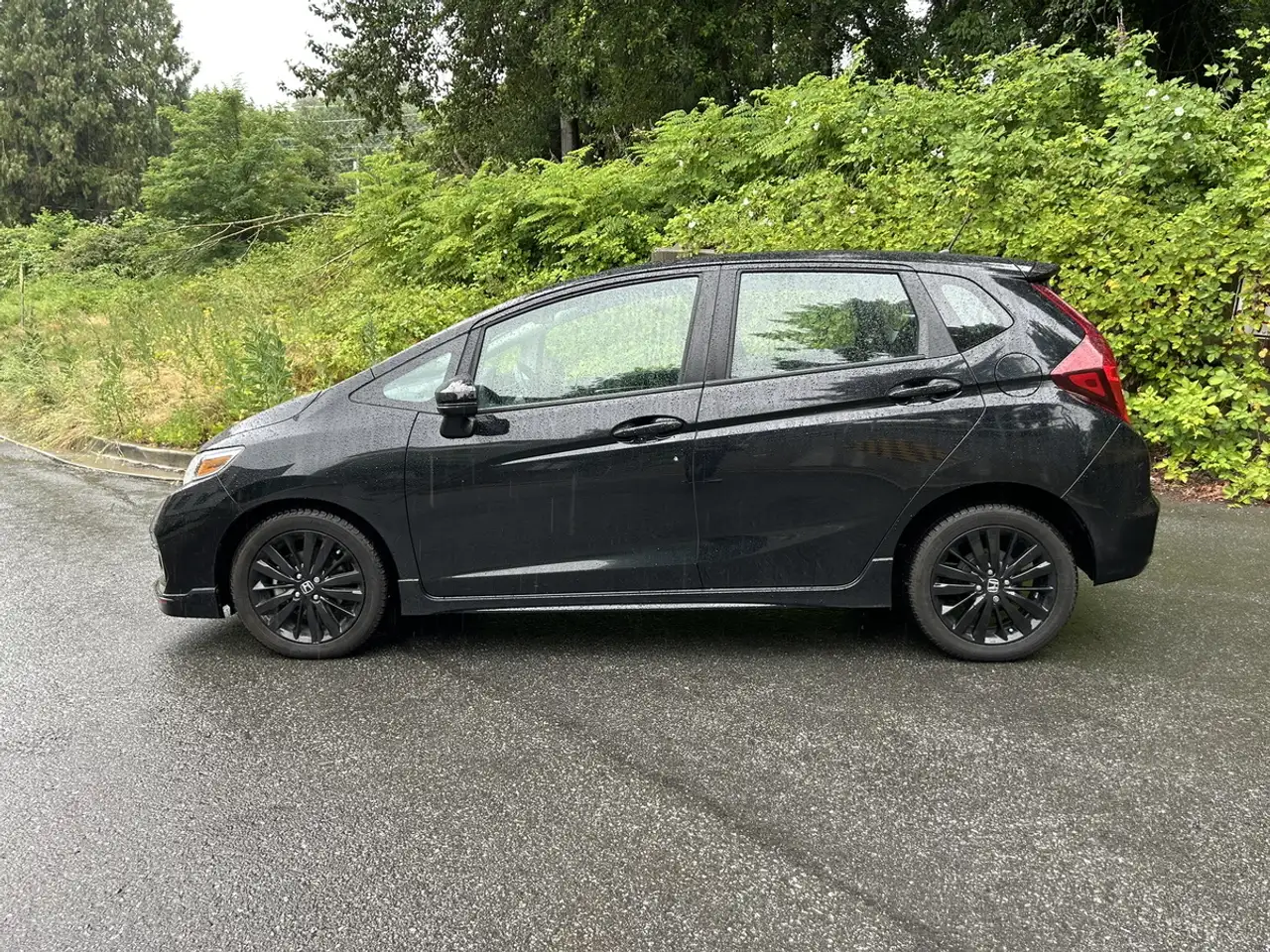 Honda Fit photo Honda Fit