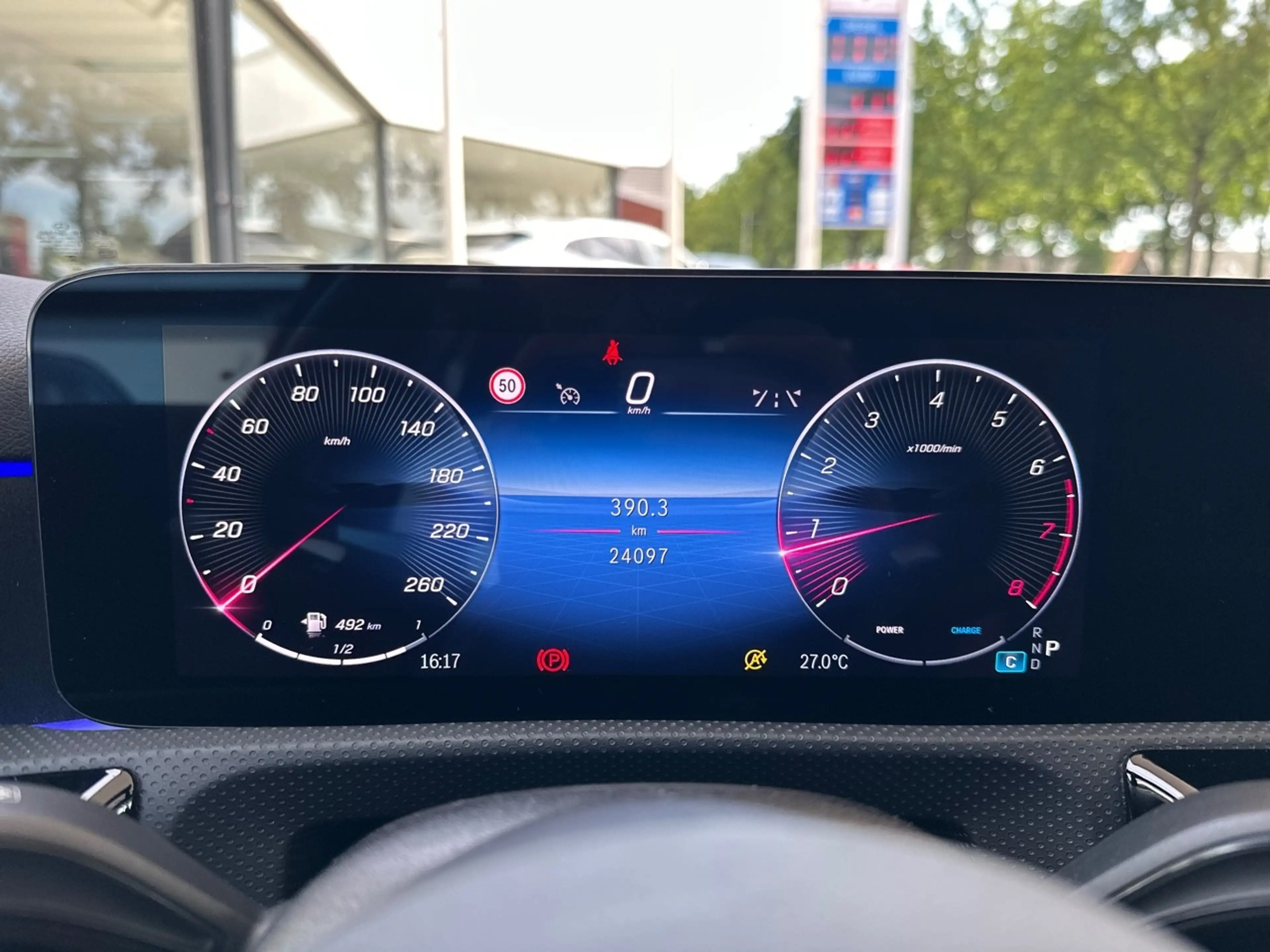Mercedes-Benz A 200 AMG Line CRUISE ADAPT / CAMERA / STOEL VERW. / SFE — photo 16