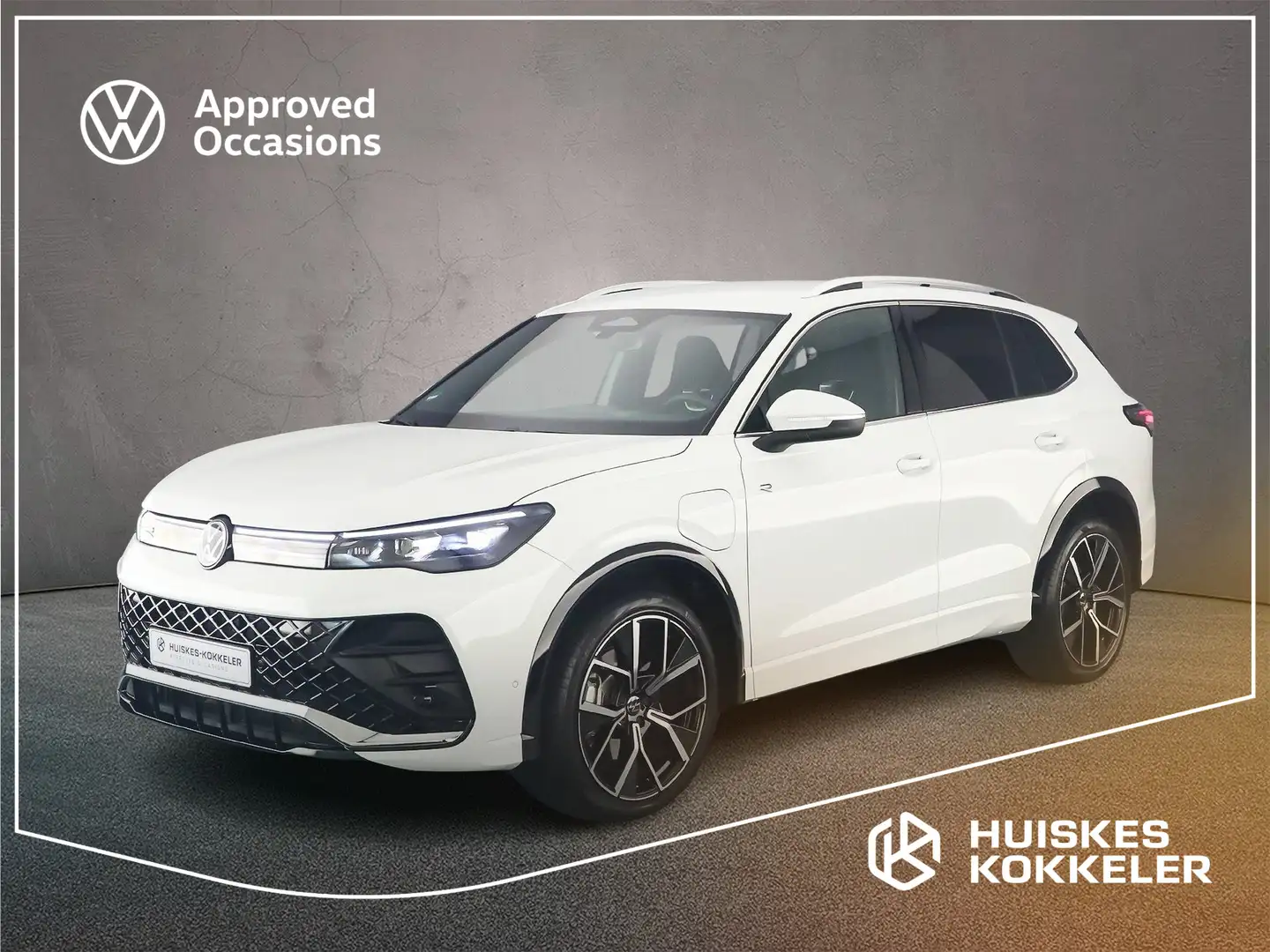 Volkswagen Tiguan R-Line Business 1.5 TSI eHybrid 204pk DSG Automaat Weiß - 1