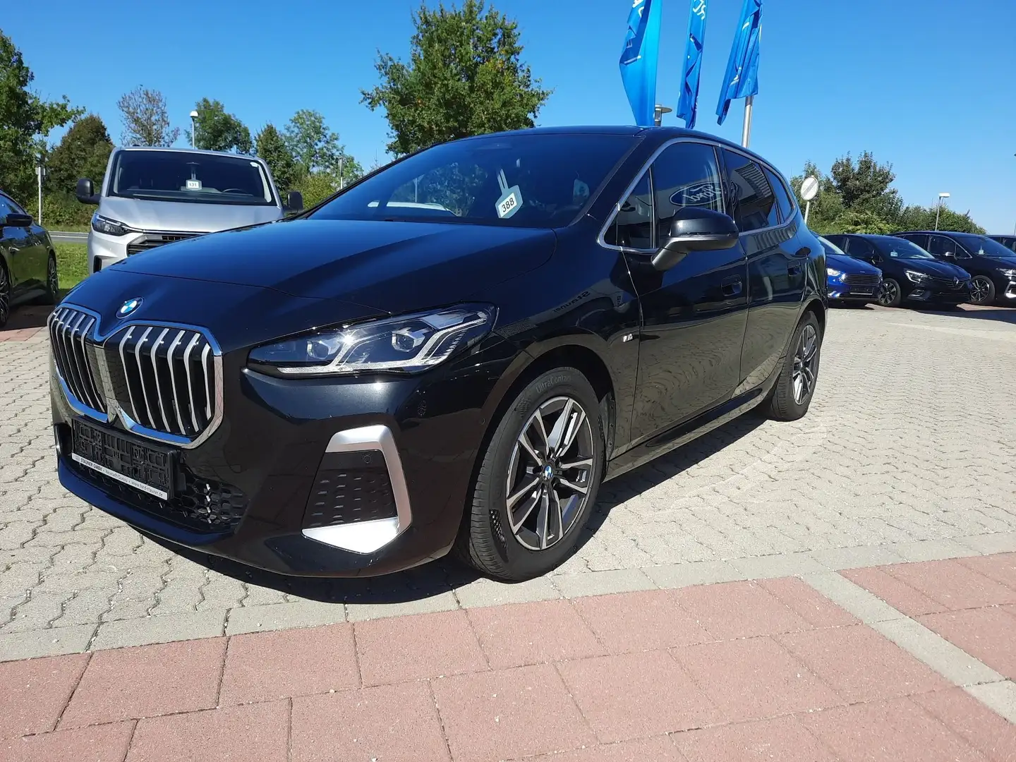BMW 218 i Active Tourer M-Sport AHK H/K Pano Kamera Zwart - 2