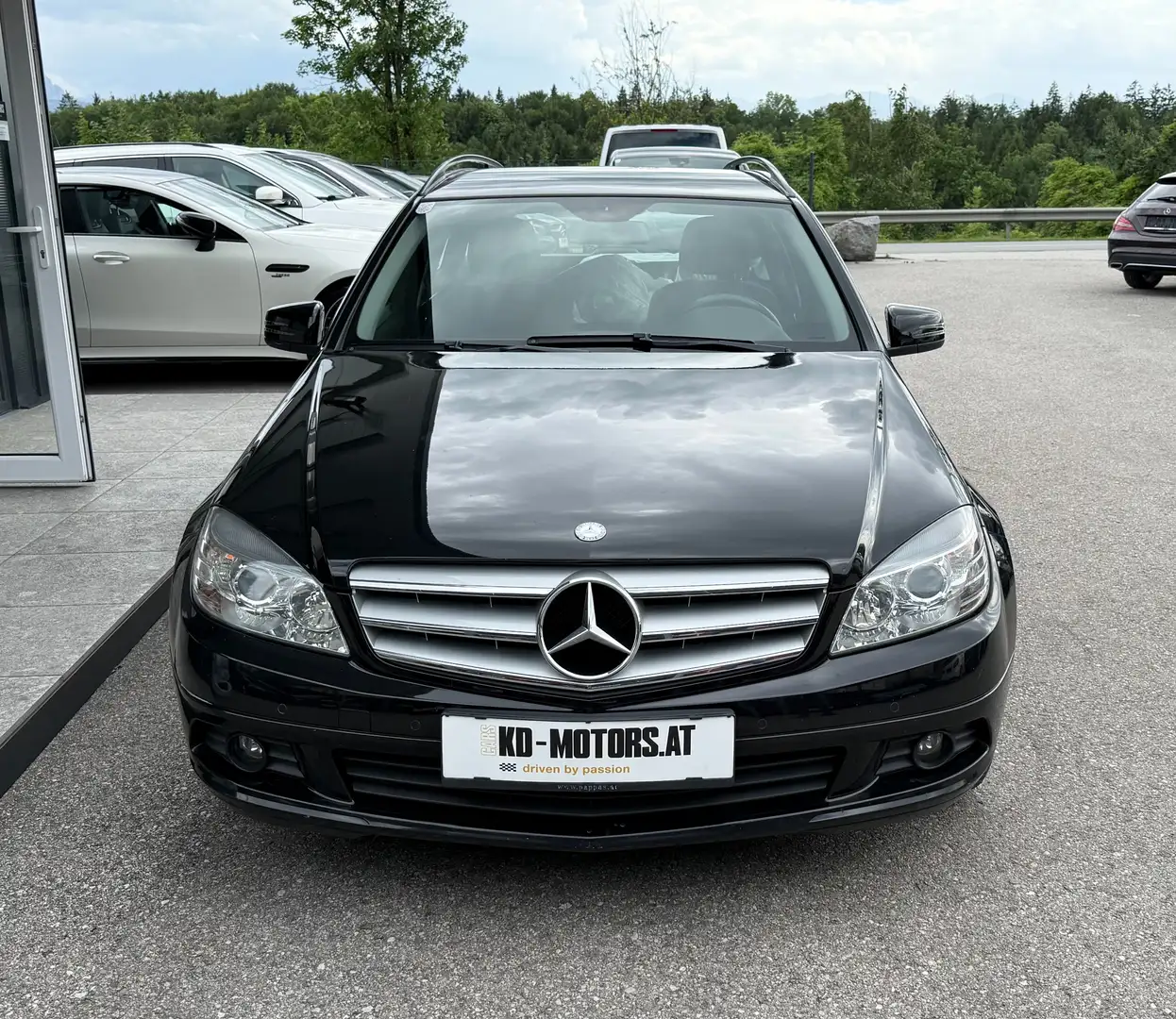 Mercedes-Benz C 180 T CDI BlueEfficiency Aut. *2.Besitz*SHZ*Tempomat* Schwarz - 2