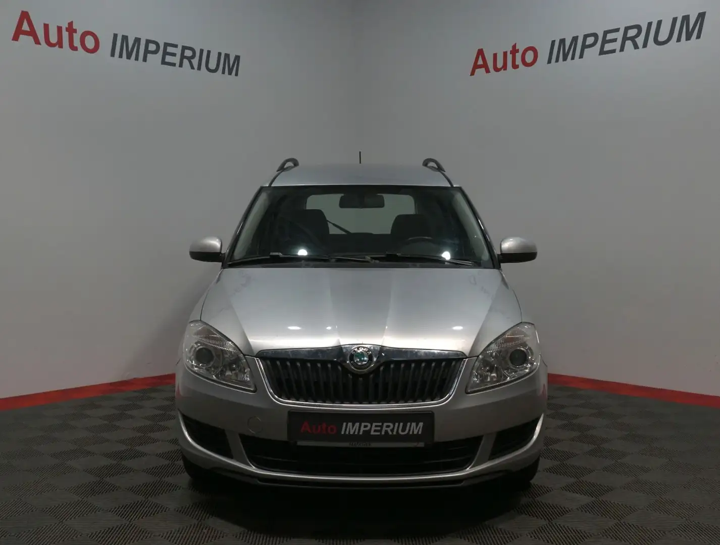 Skoda Roomster Style 1.6 TDI *AHK*PDC*KLIMA* Silber - 2
