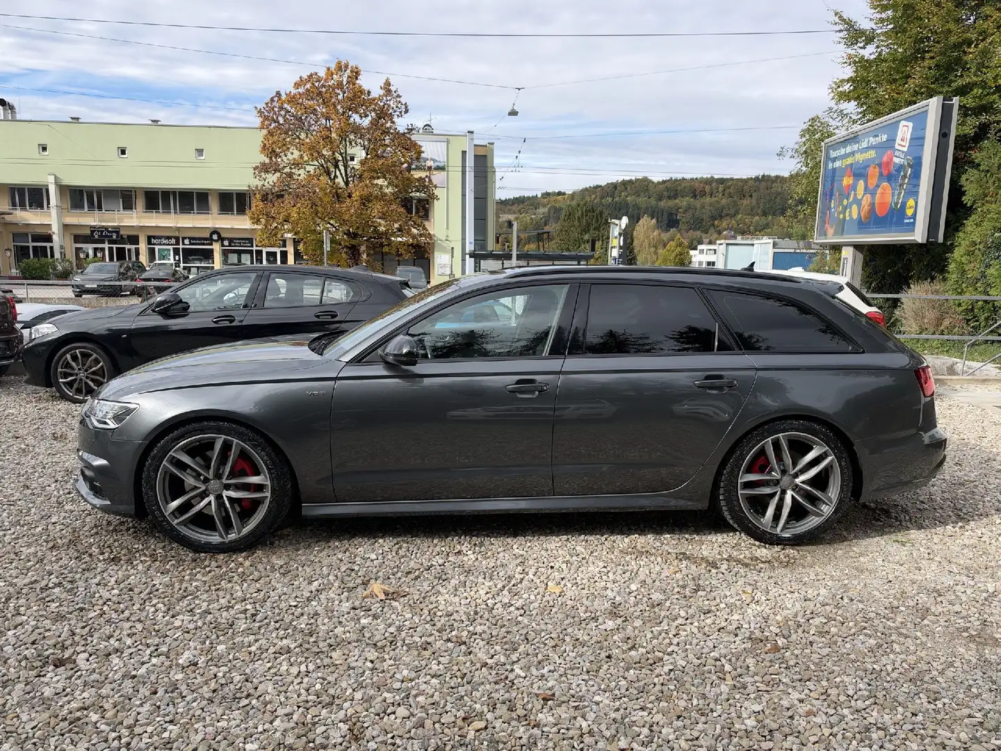 Audi A6 Avant 3.0 TDI quattro competition (240 kW) Grau - 2
