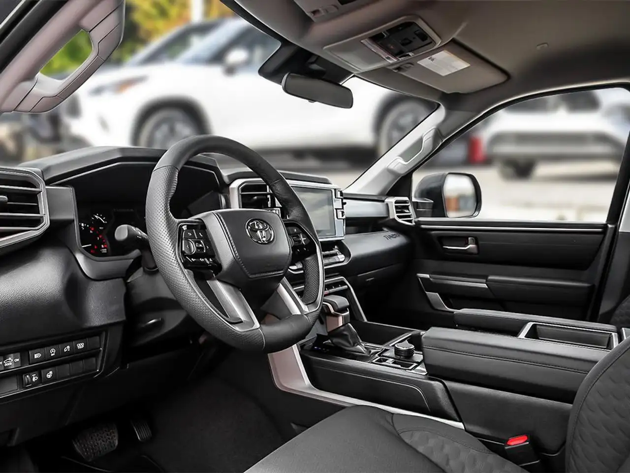 Toyota Tundra снимка Toyota Tundra