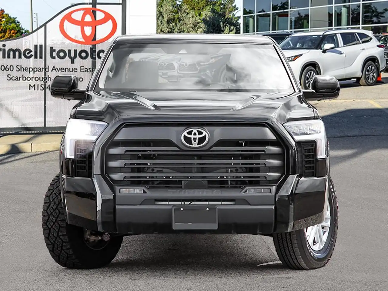 Toyota Tundra снимка Toyota Tundra