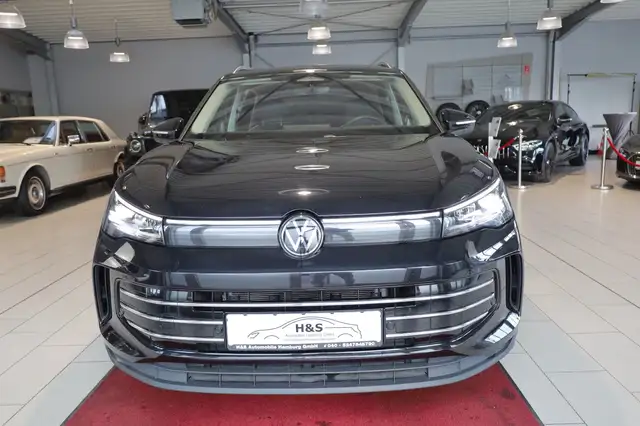 Volkswagen Tiguan view 10