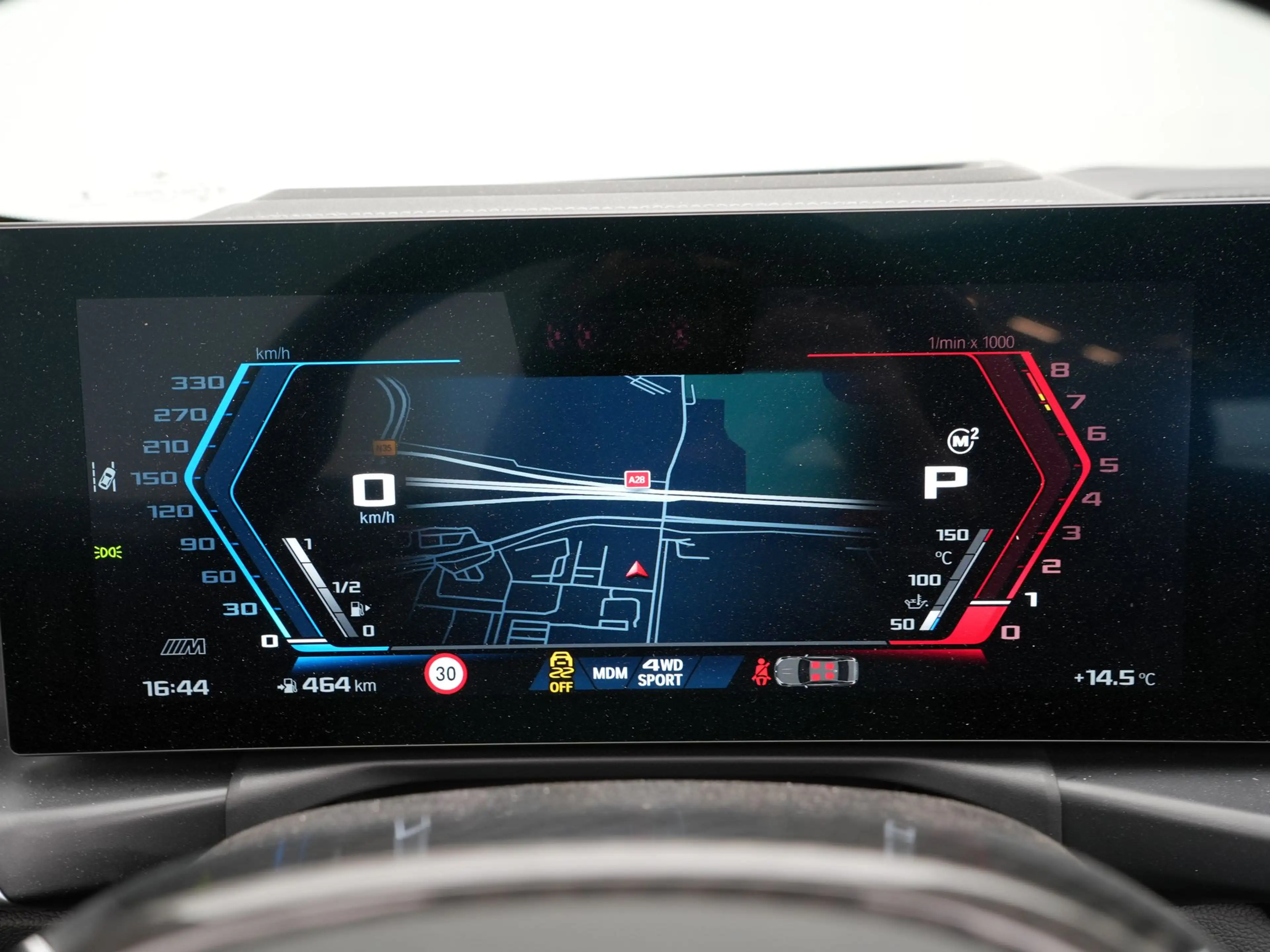 BMW M4 Cabrio xDrive Competition — photo 10