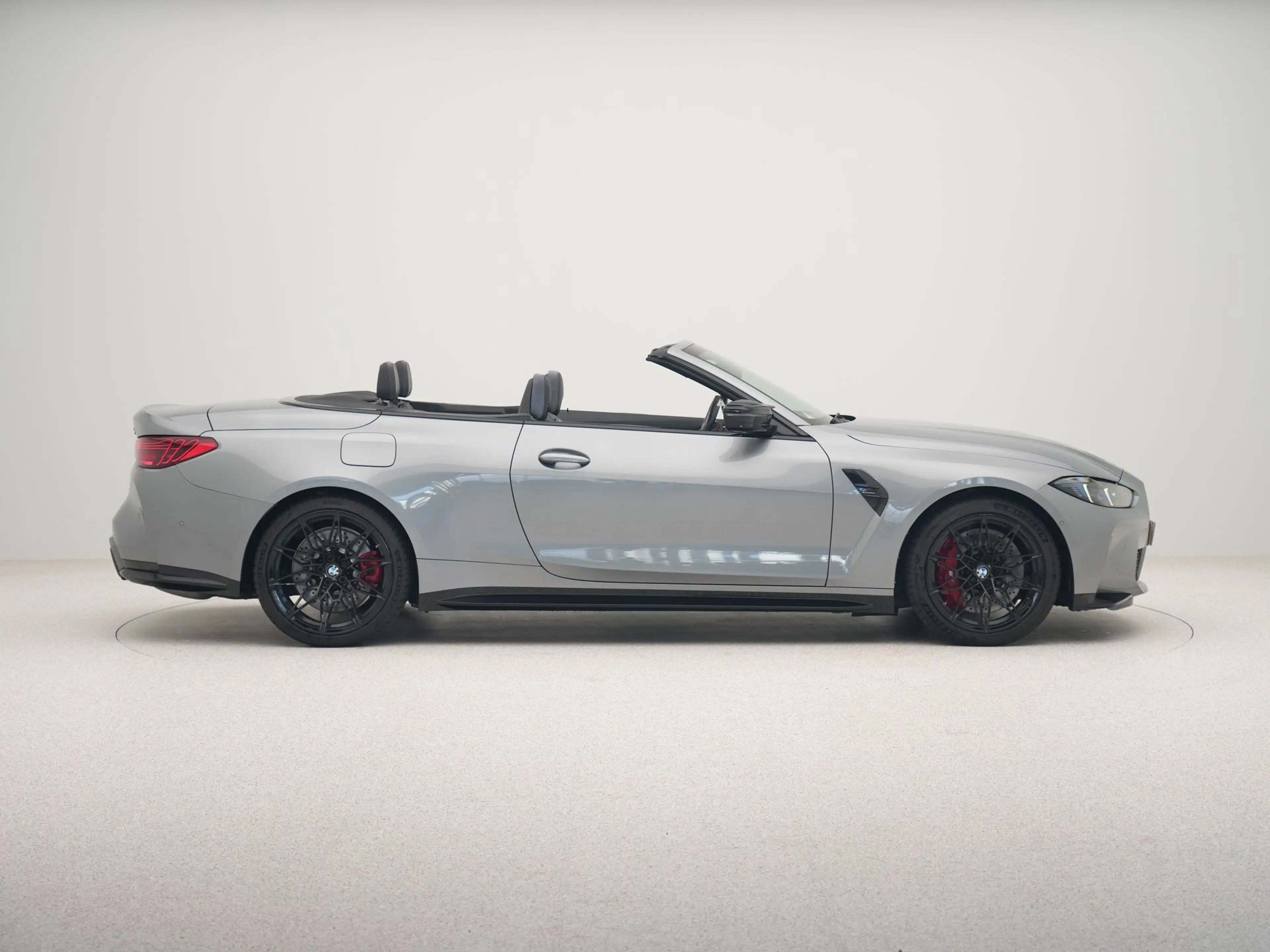 BMW M4 Cabrio xDrive Competition — photo 4