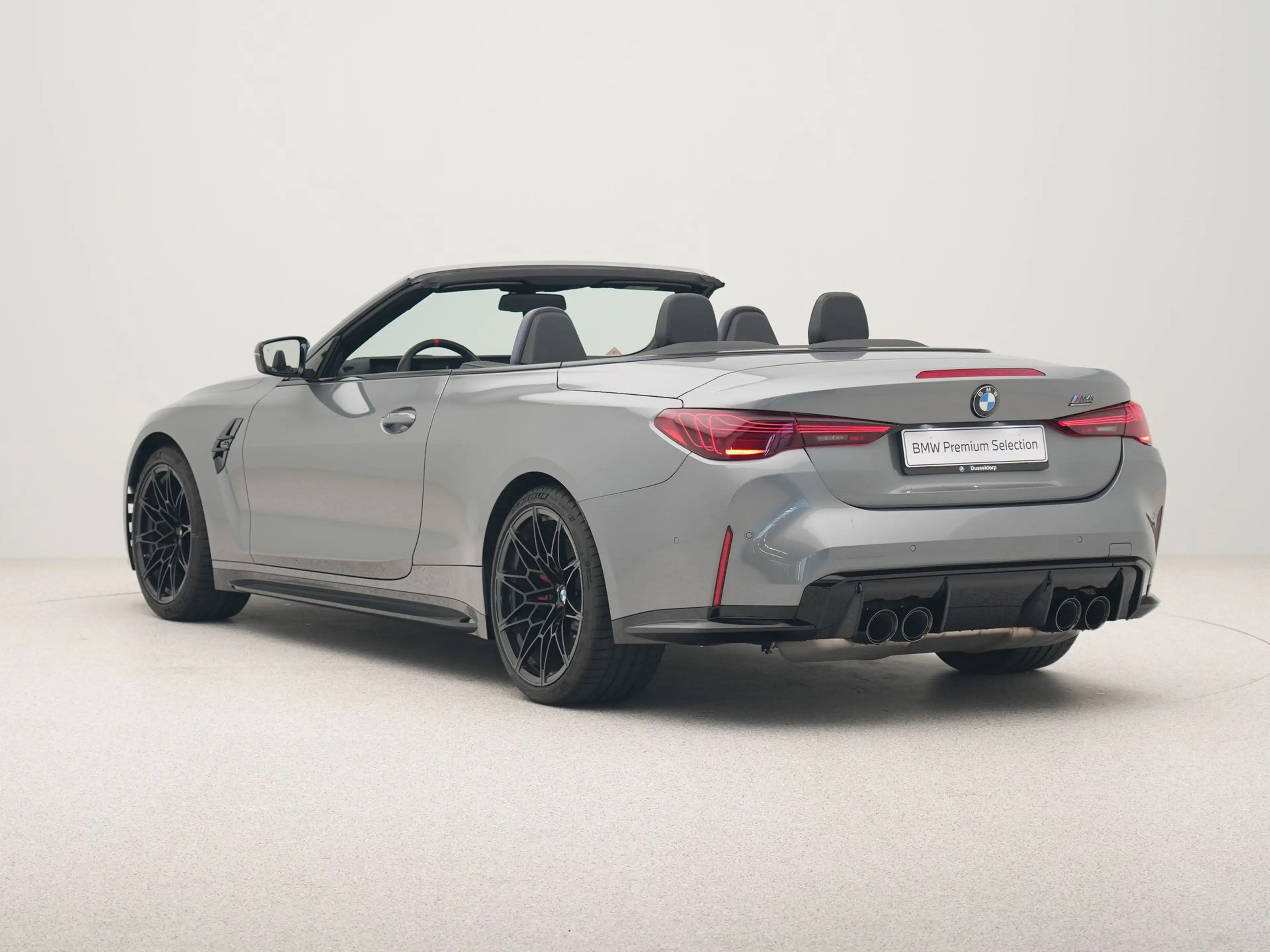 BMW M4 Cabrio xDrive Competition — photo 7