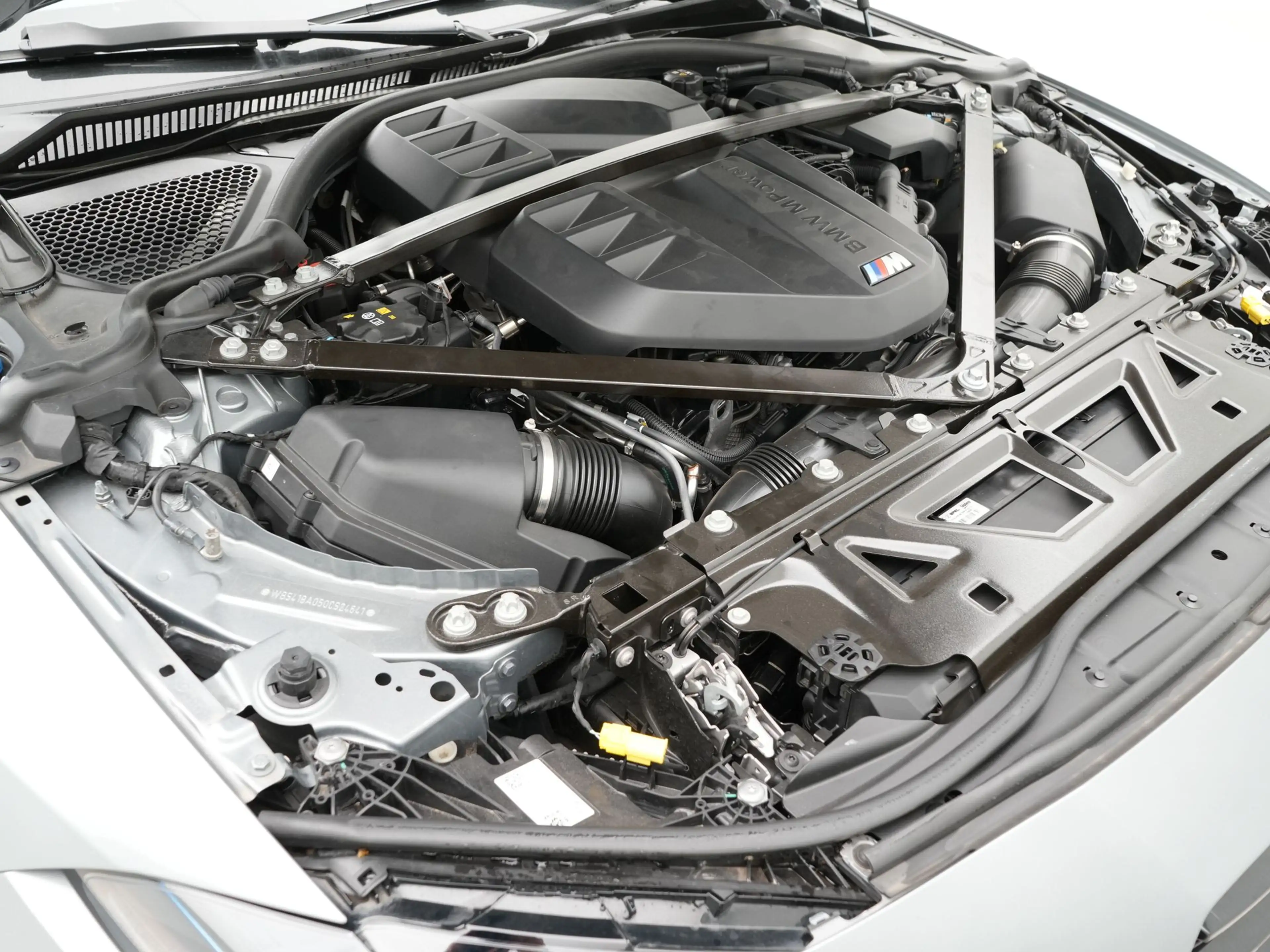 BMW M4 Cabrio xDrive Competition — photo 11