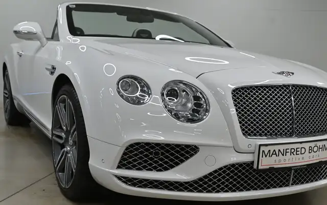 Bentley Continental Continental GT V8 Cabrio Ansicht 17