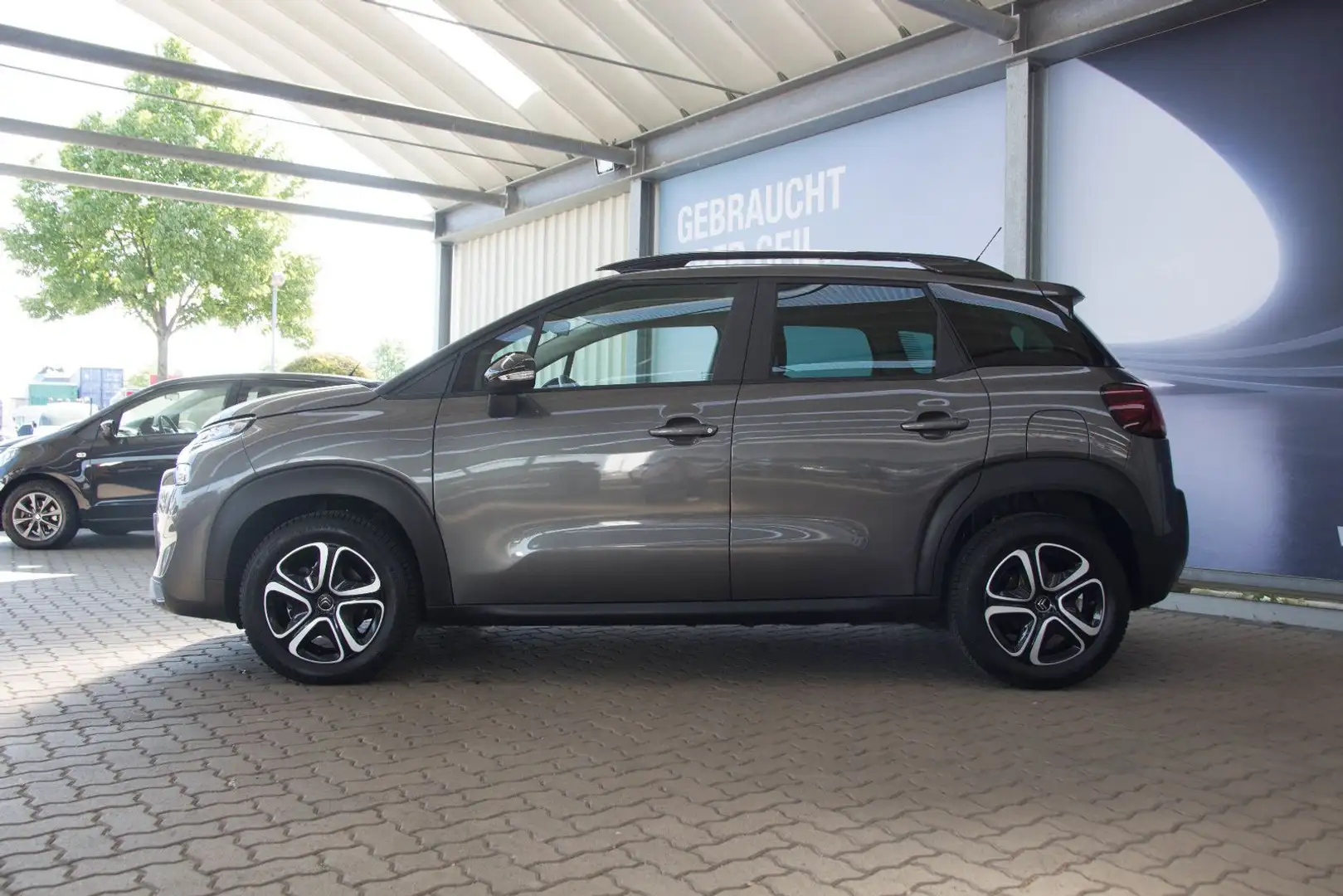 Citroen C3 Aircross 1.2 PureTech 110 Feel Pack LED/SHZG/ Grau - 2