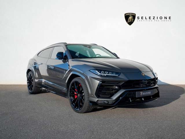 Imagine Lamborghini Urus 23" B&O PANO MASSAGE AHK PARK ASSIST BIG CARBON ST