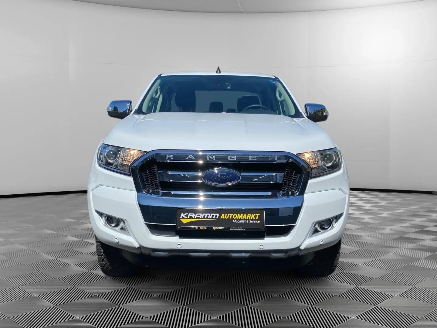 Ford Ranger Limited 3.2 TDCi Navi+Kamera Bílá - 2