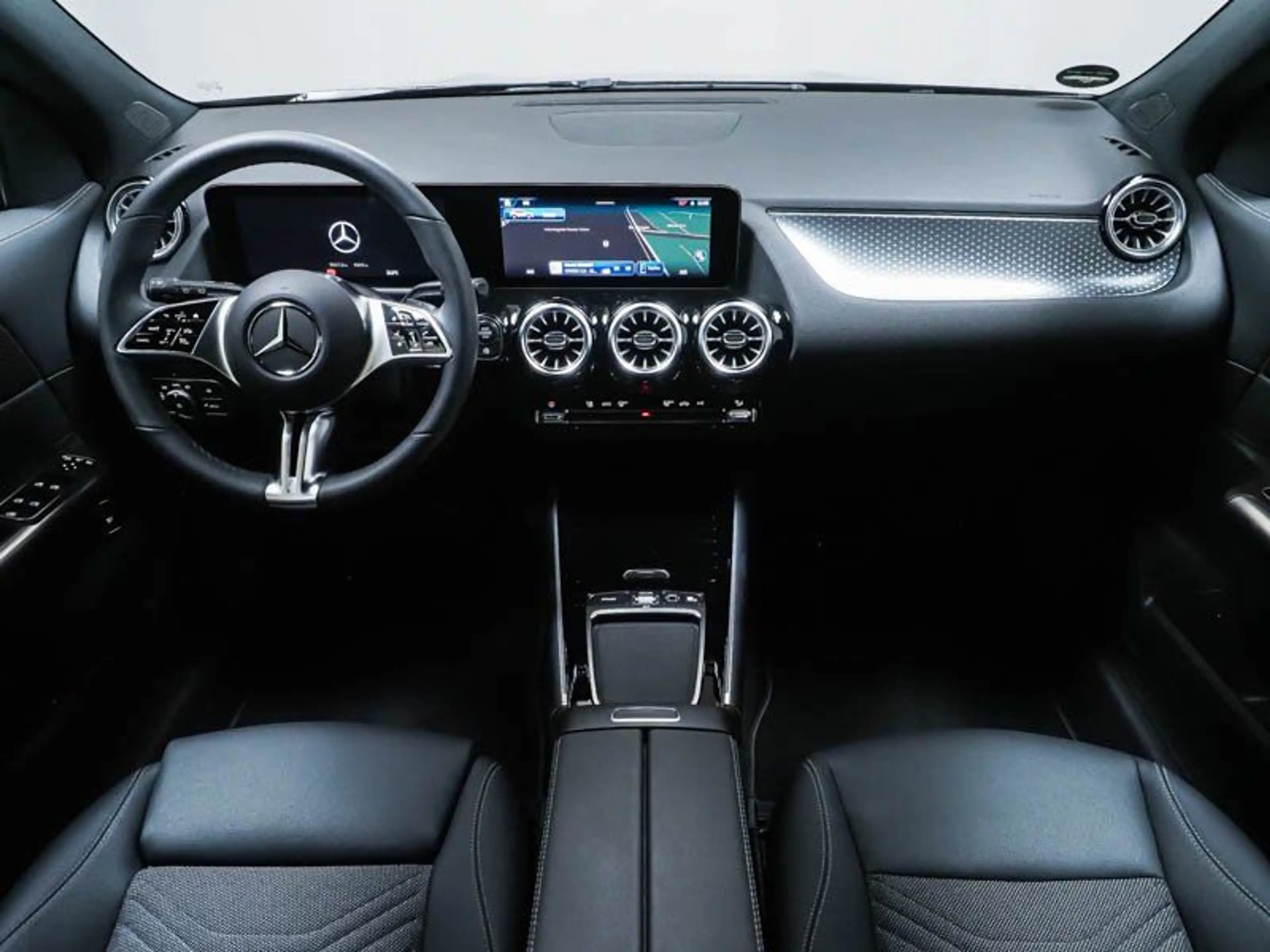 Mercedes-Benz GLA 180 Progressive-Adv.-Plus/AHK/360Kamera/LED — photo 5