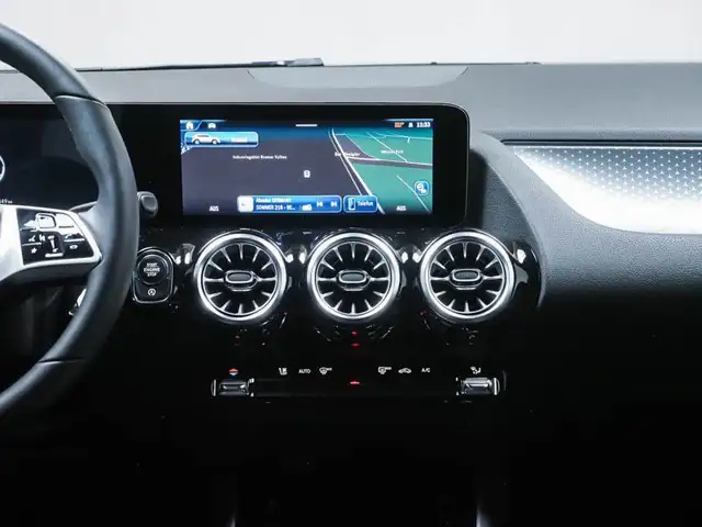 Mercedes-Benz Gla view 7